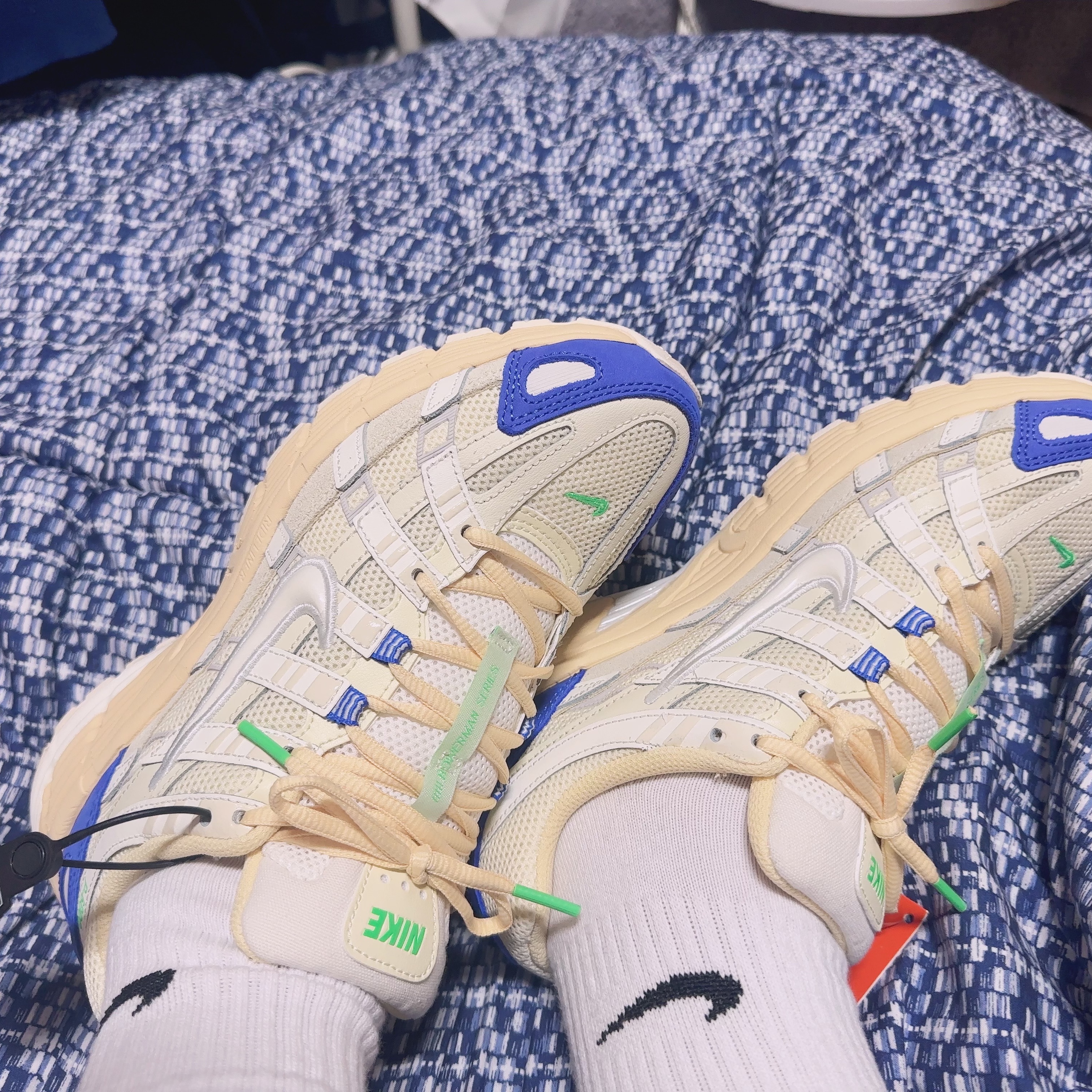 Nike P-6000 Coconut Milk Medium Blue 착용 스타일 - 5