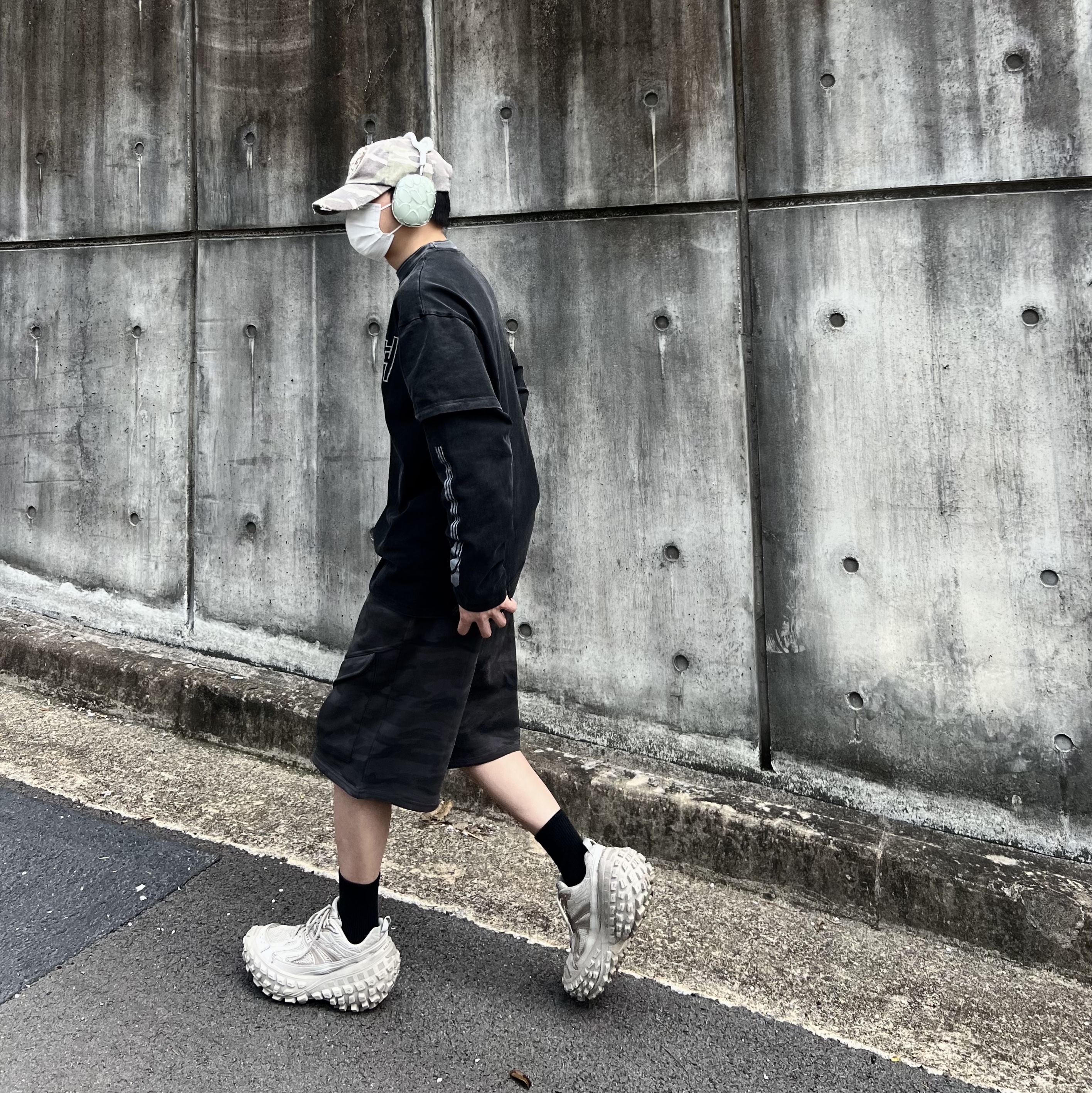 ETCE Ghost Cap Washed Camo, Apple AirPods Max Lightning Green (Korean Ver.) 착용 스타일 - 3
