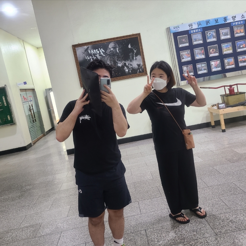 Stussy Basic Stussy T-Shirt Black 2023 착용 스타일
