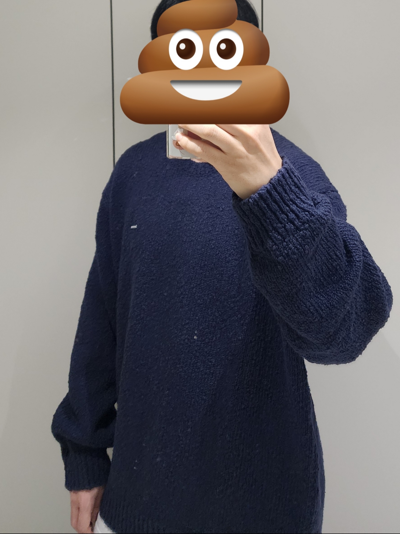 Supreme Boucle Small Box Sweater Navy - 24SS 착용 스타일
