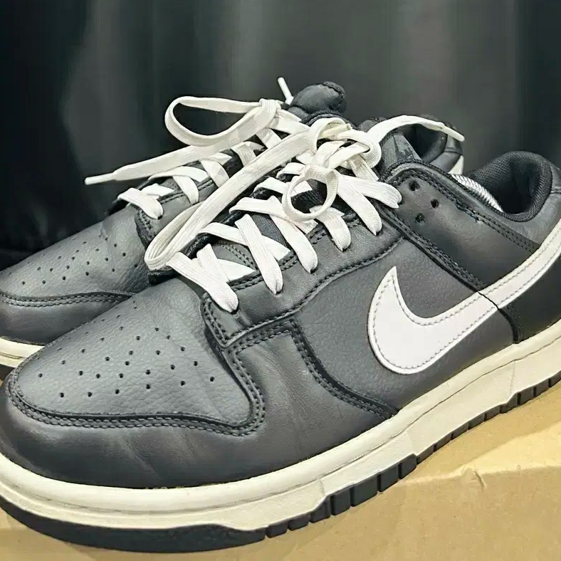 (GS) Nike Dunk Low Black White 착용 스타일