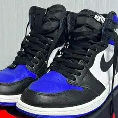 Jordan 1 Retro High OG Royal Toe 착용 스타일