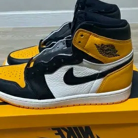 Jordan 1 Retro High OG Taxi 착용 스타일