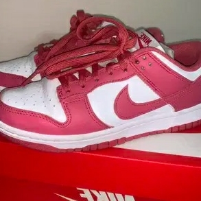 (W) Nike Dunk Low Archeo Pink 착용 스타일