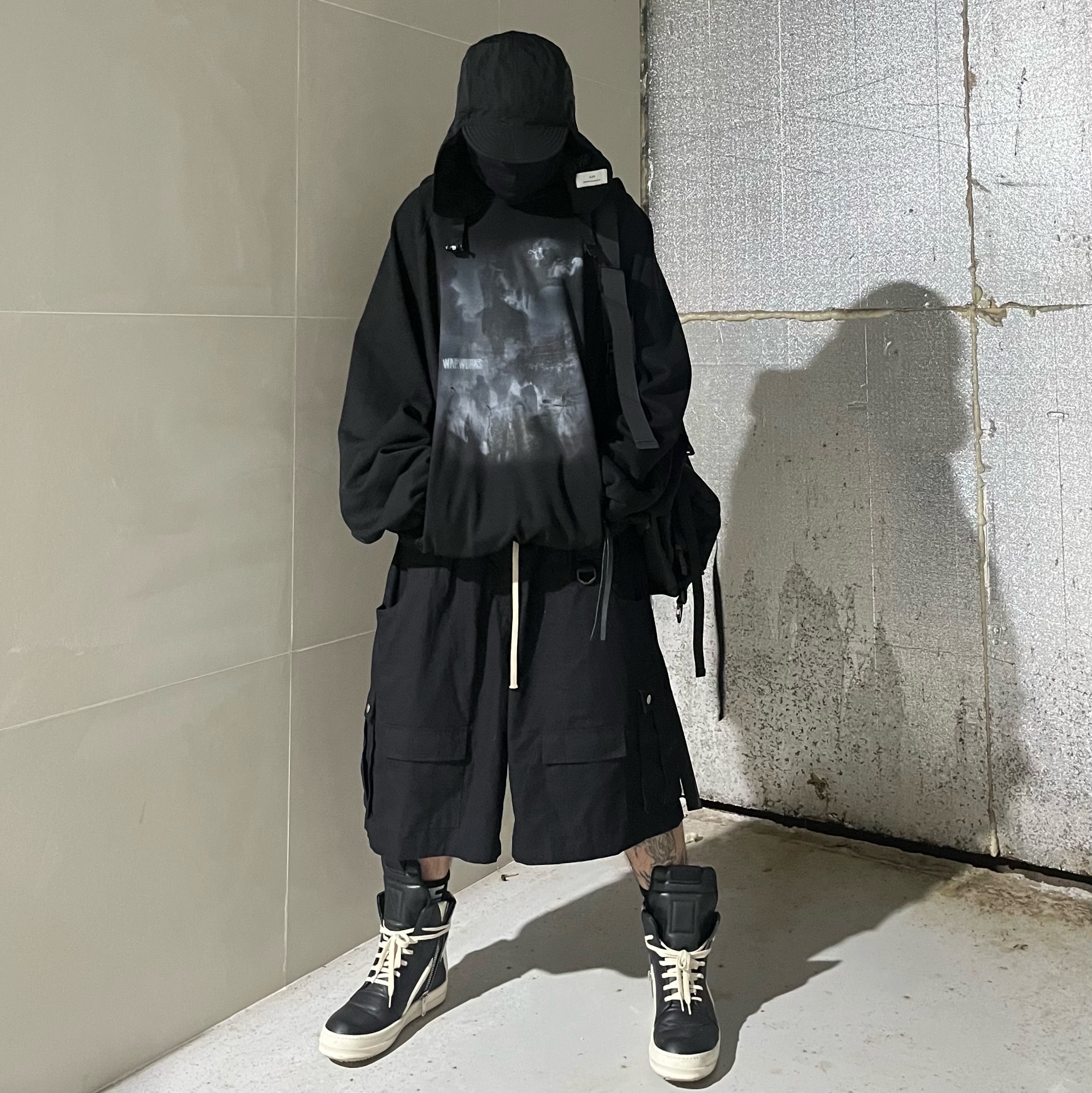 Rick Owens Geobasket Full Grain Calf Leather Strobe Sneakers Black Milk White 착용 스타일 - 1