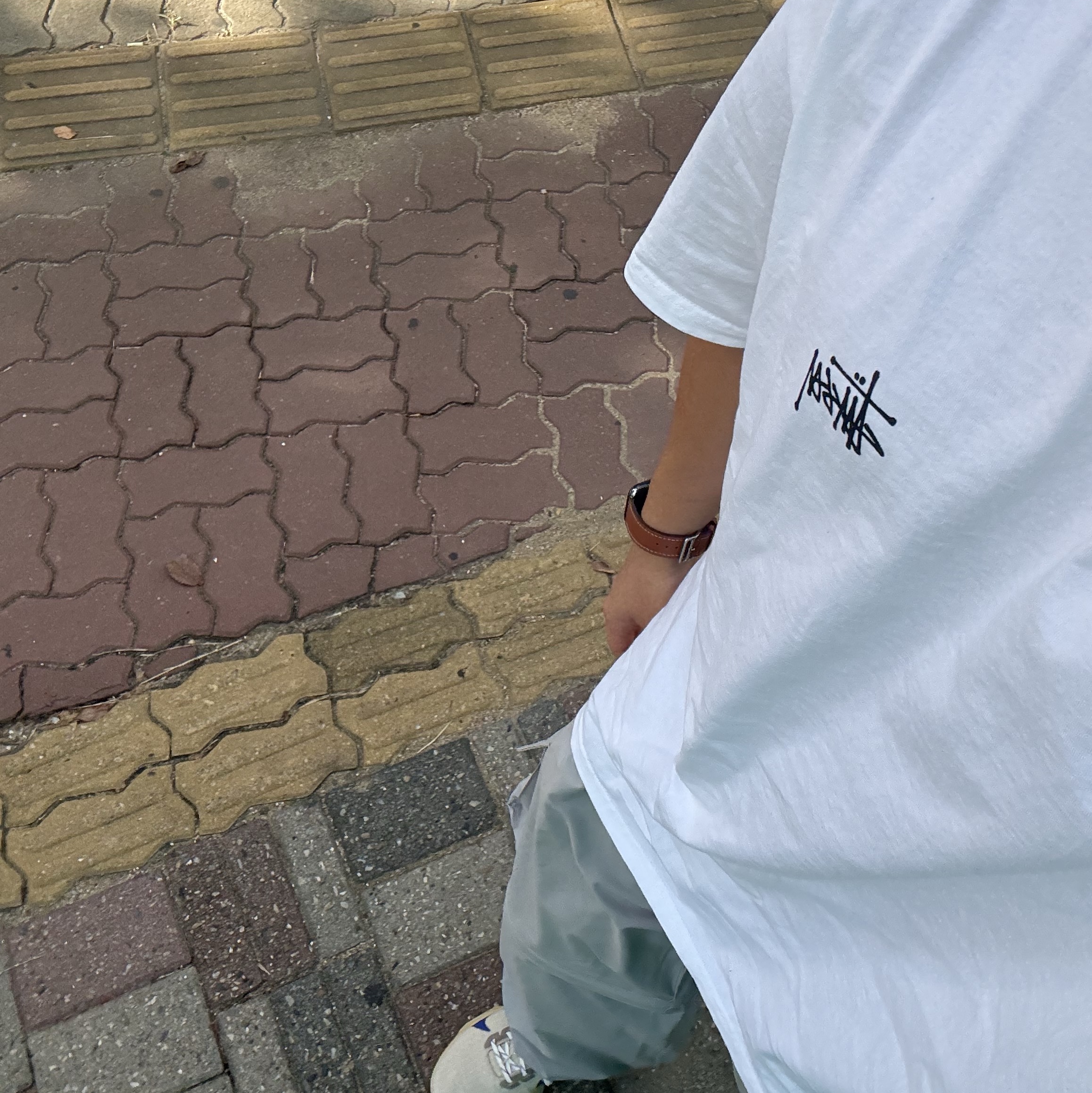 Stussy Basic Stussy T-Shirt White 2024, 2025 착용 스타일