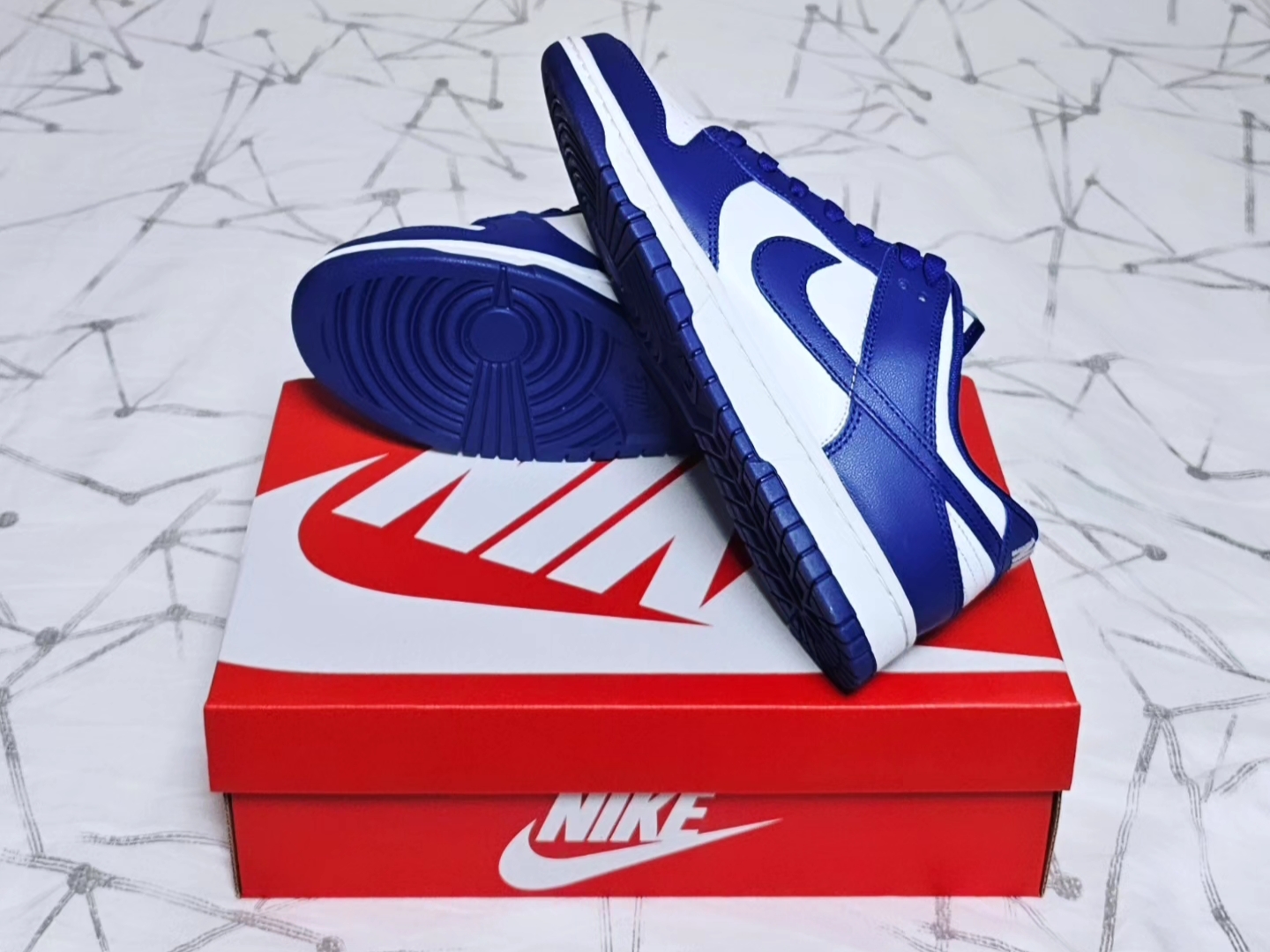 Nike Dunk Low Retro White Concord 착용 스타일 - 4