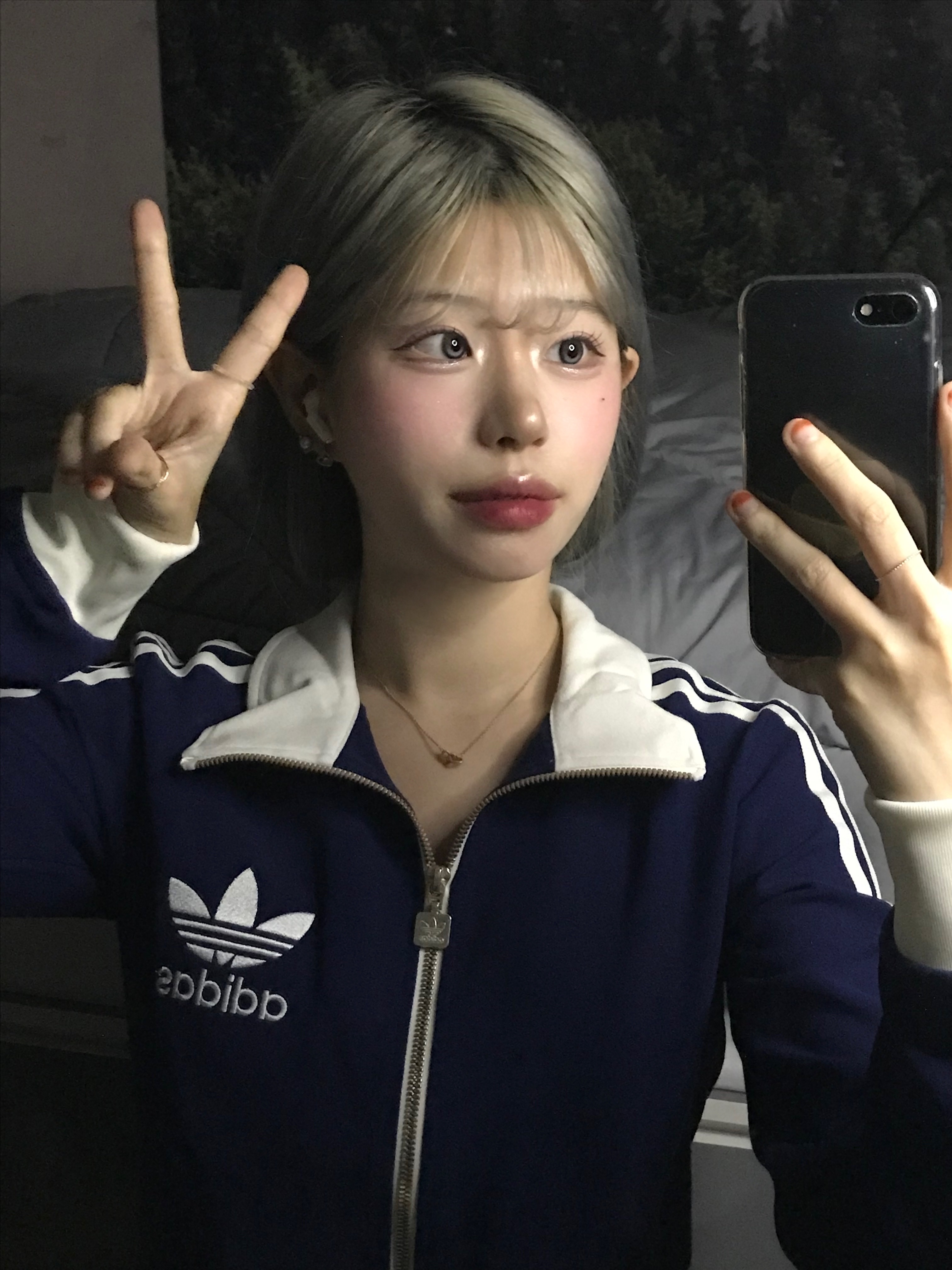 (W) Adidas Originals Beckenbauer Crepe Track Top Dark Blue - KR Sizing 착용 스타일 - 3