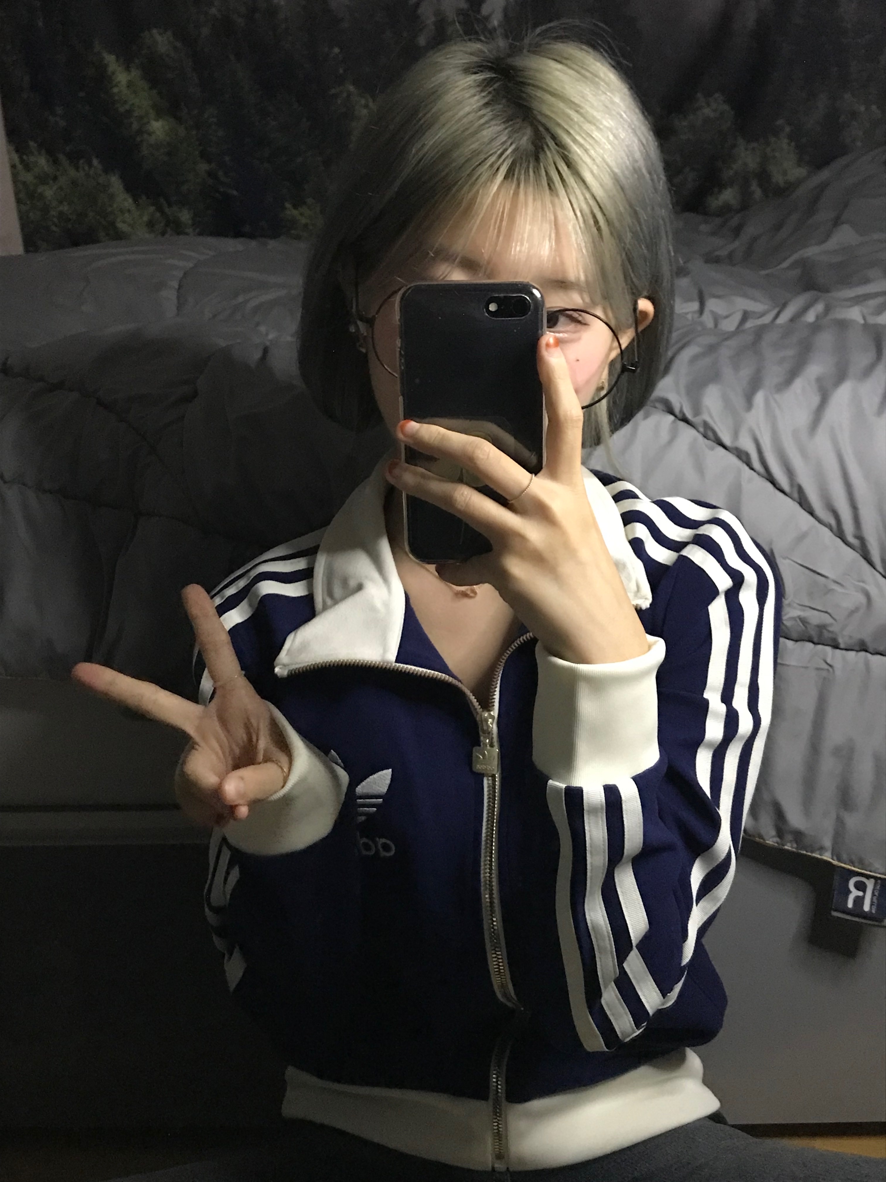 (W) Adidas Originals Beckenbauer Crepe Track Top Dark Blue - KR Sizing 착용 스타일 - 4
