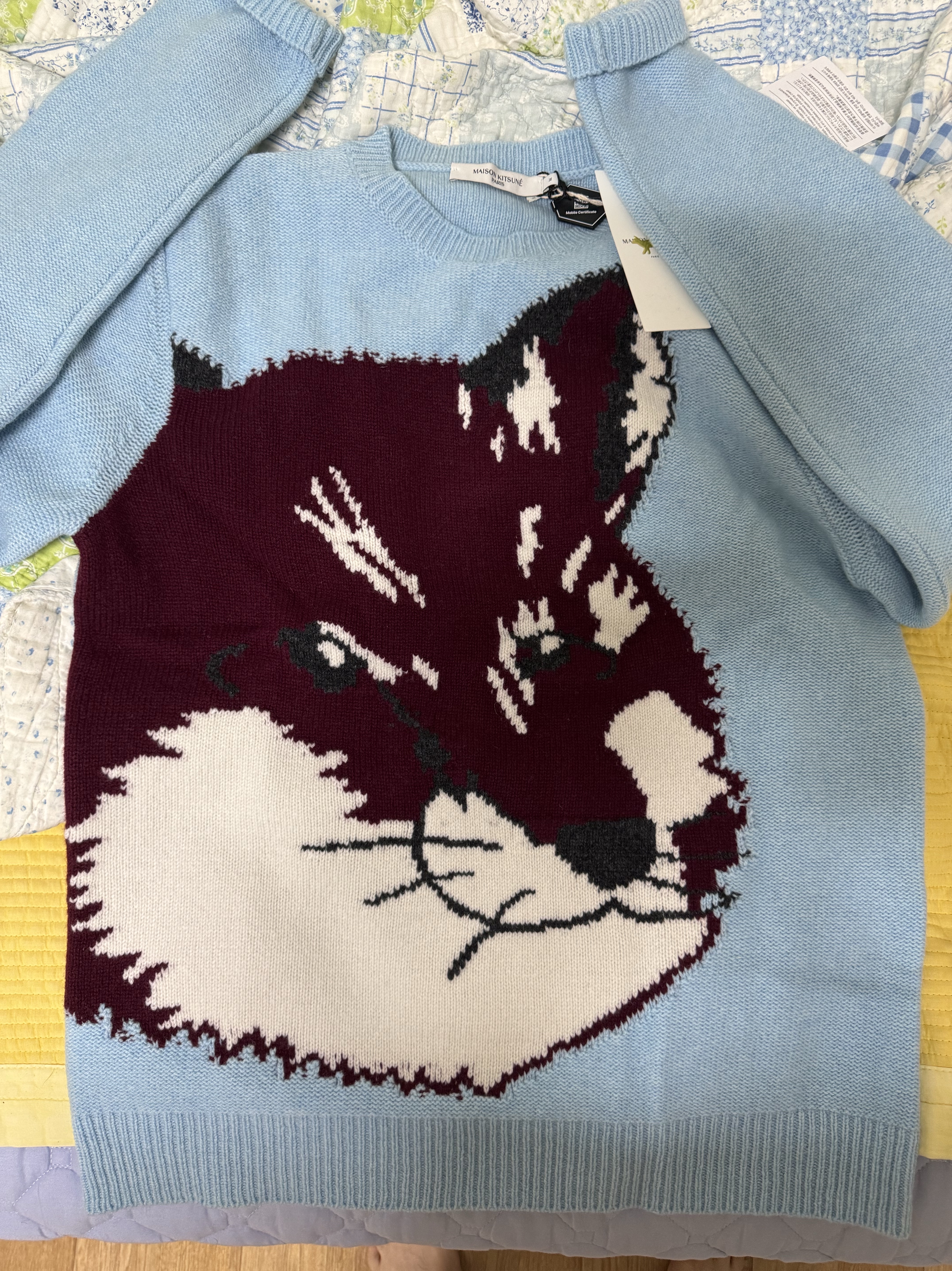 Maison Kitsune Big Fox Head Jacquard Pullover Knit Aqua 착용 스타일