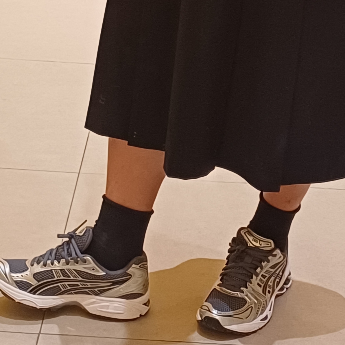 Asics Gel-Kayano 14 Metropolis Jasper Green 착용 스타일 - 2