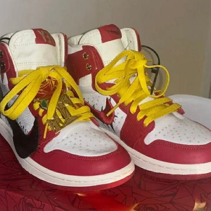 (W) Jordan 1 x Teyana Taylor Zoom CMFT 2 Gym Red 착용 스타일