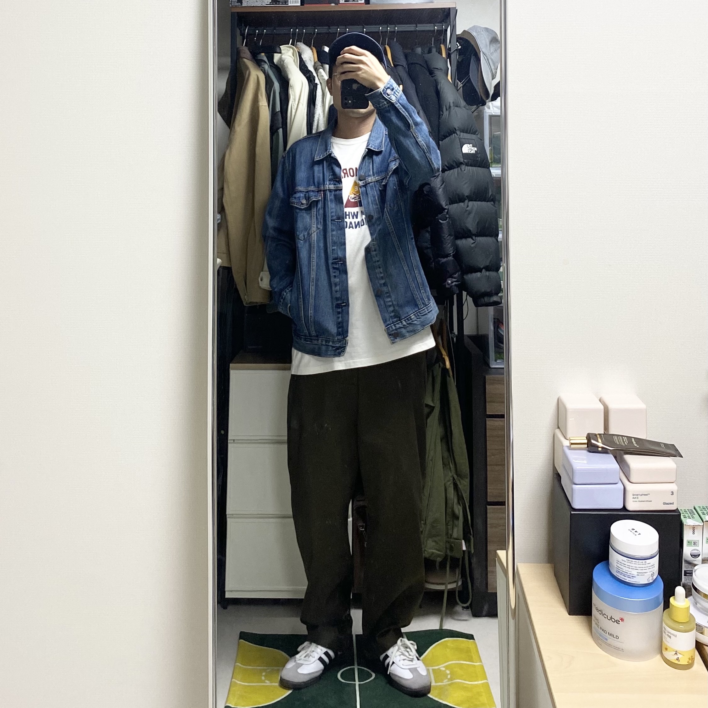 Adidas Samba OG Cloud White 착용 스타일