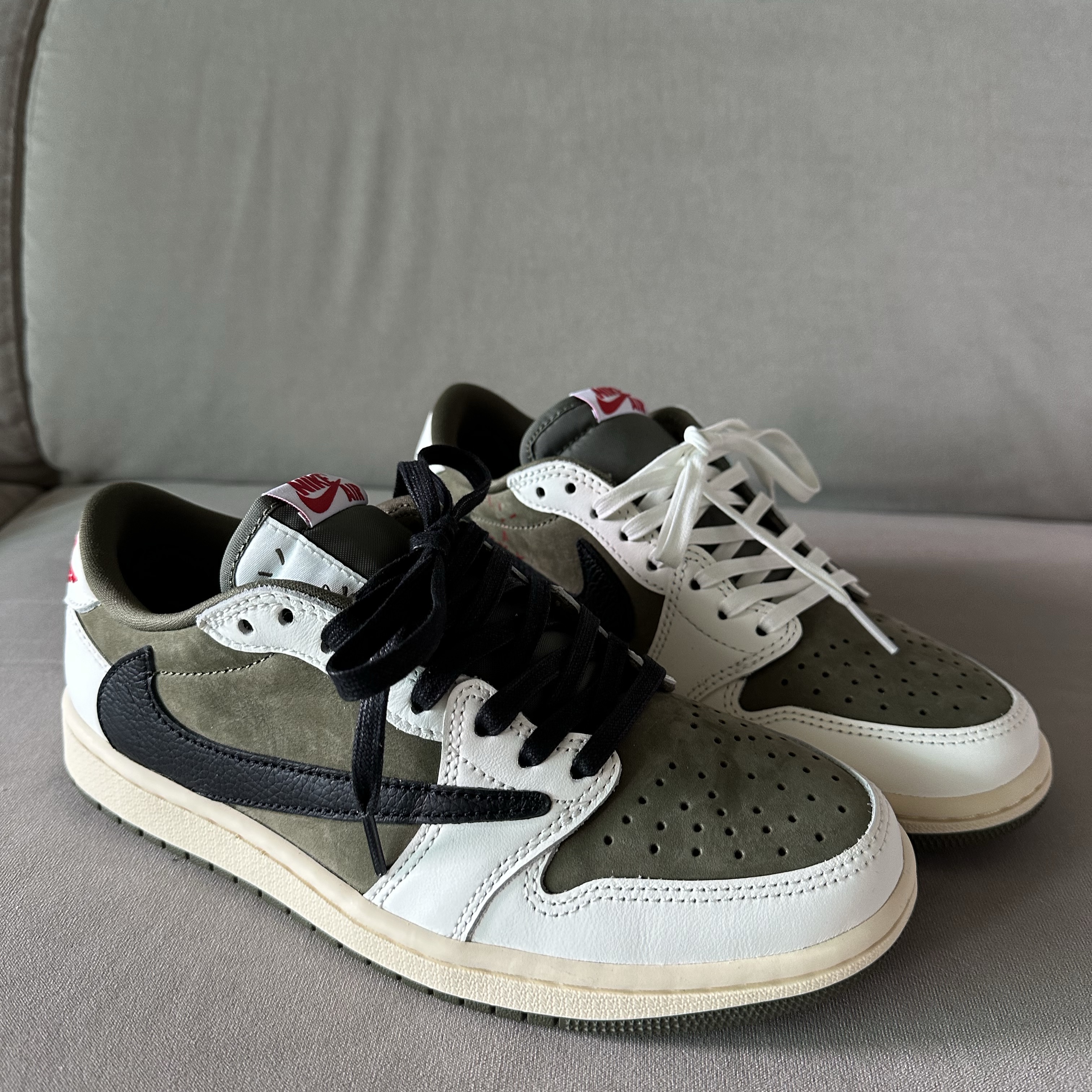 Jordan 1 x Travis Scott Retro Low OG SP Reverse Olive 착용 스타일