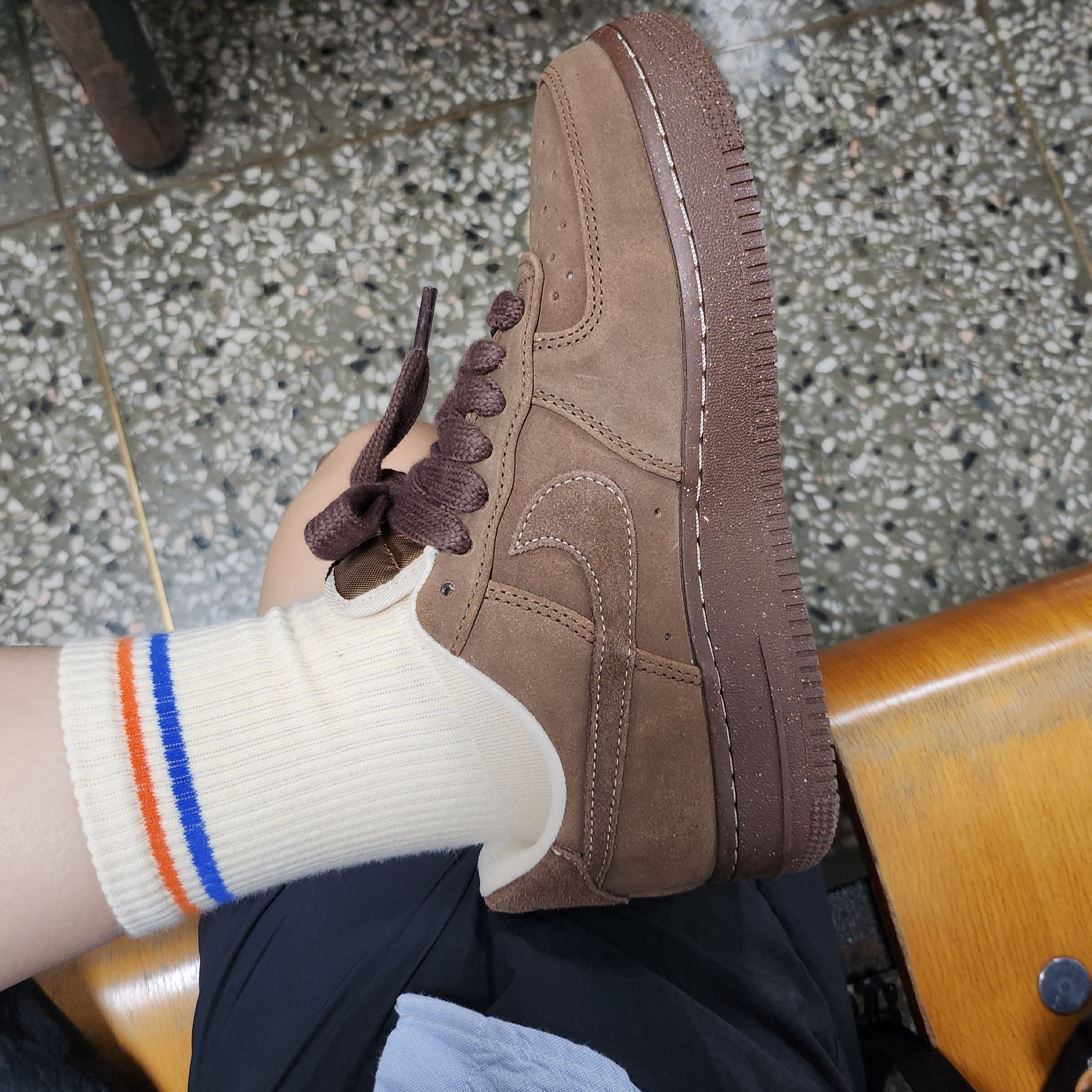 (W) Nike Air Force 1 '07 Cacao Wow 착용 스타일