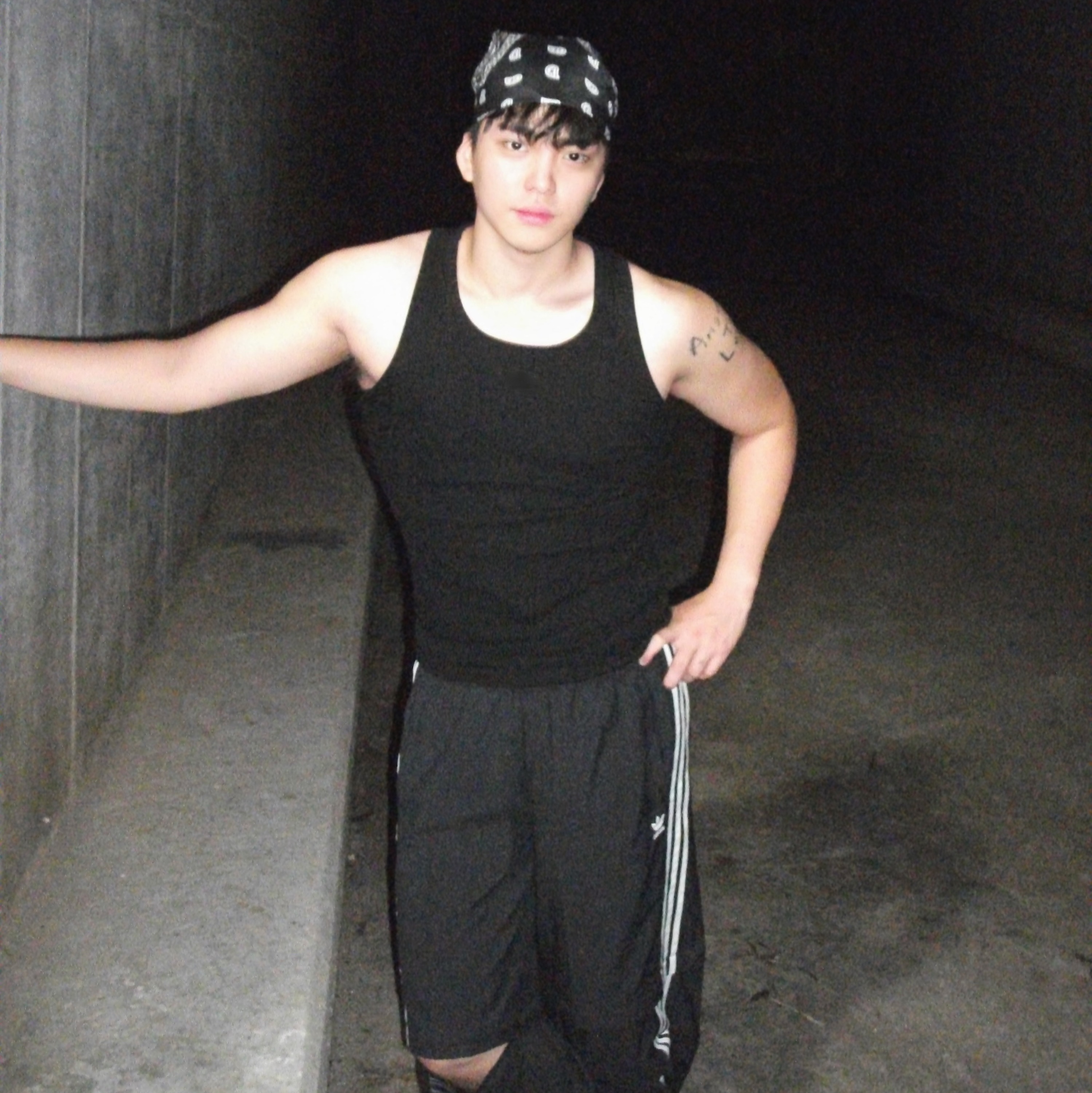 (W) Adidas Adilenium Season 2 Oversized Zip Track Top Gender Neutral Black - KR Sizing, (W) Adidas Adilenium Season 2 Oversized Zip Off Track Pants Gender Neutral Black - KR Sizing 착용 스타일 - 2