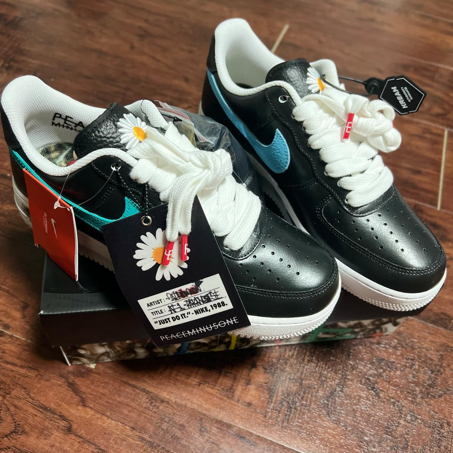 Nike x Peaceminusone Air Force 1 Low Para-Noise 3.0 Black and Multicolor 착용 스타일
