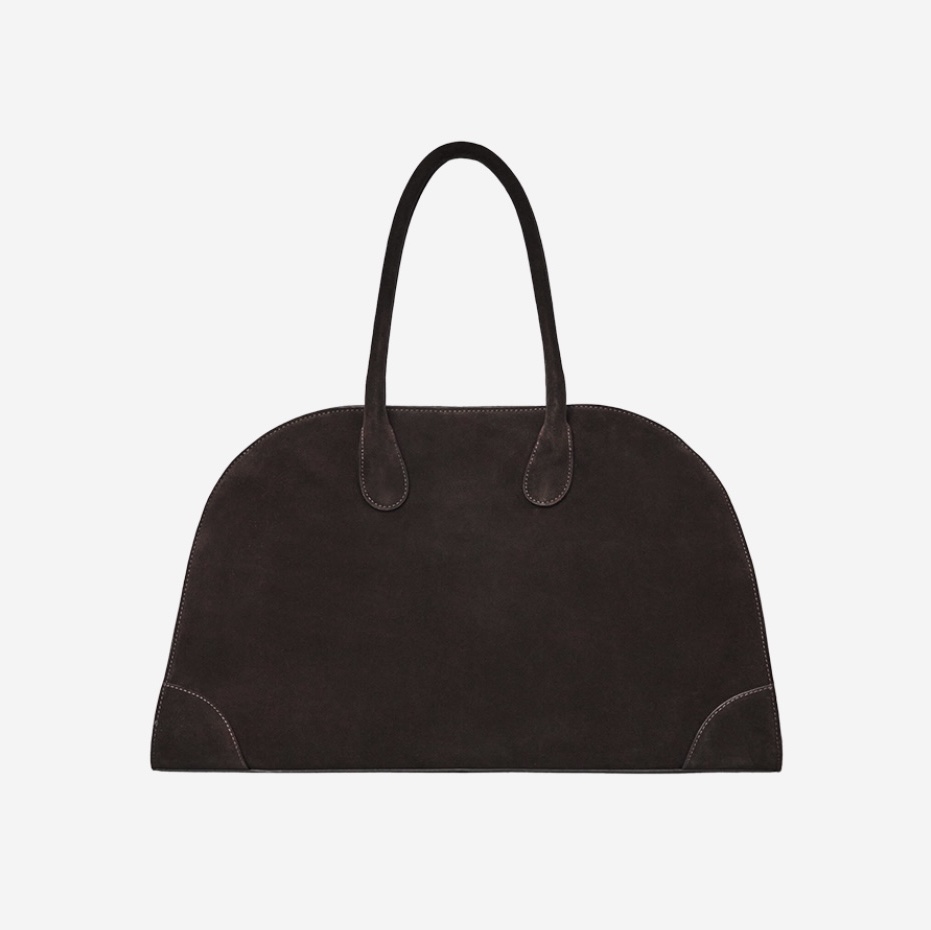 COS Studio Bowling Bag Leather Dark Brown Suede 착용 스타일