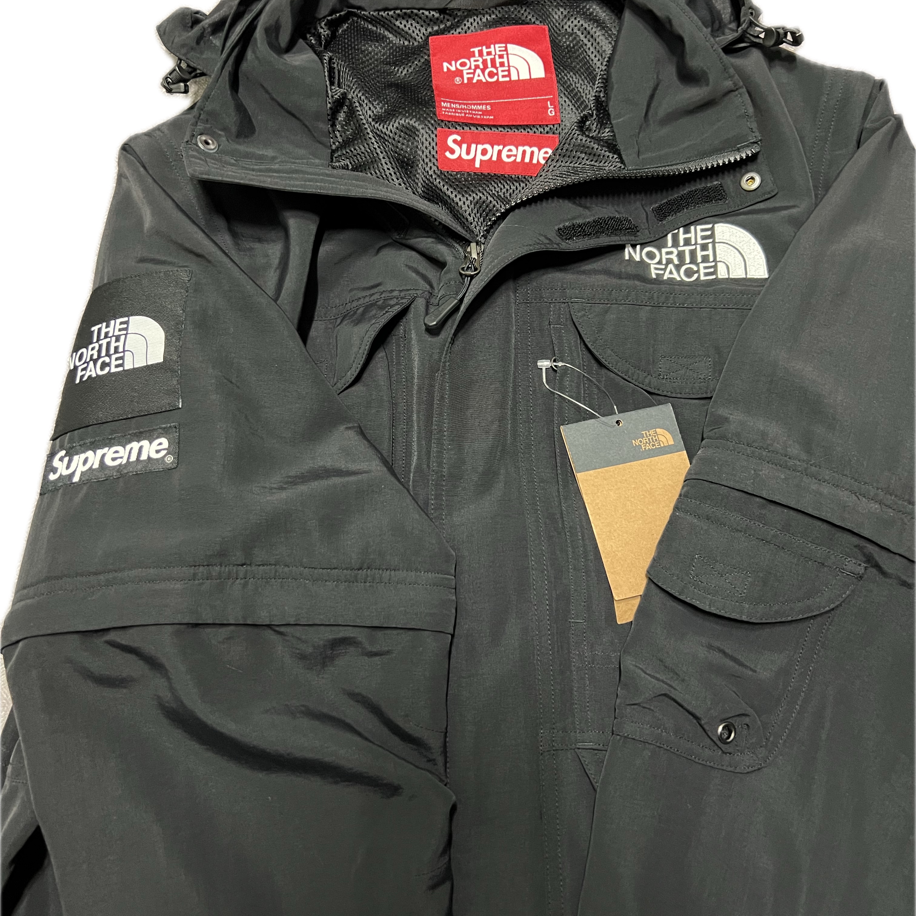 Supreme x The North Face Trekking Convertible Jacket Black - 22SS 착용 스타일