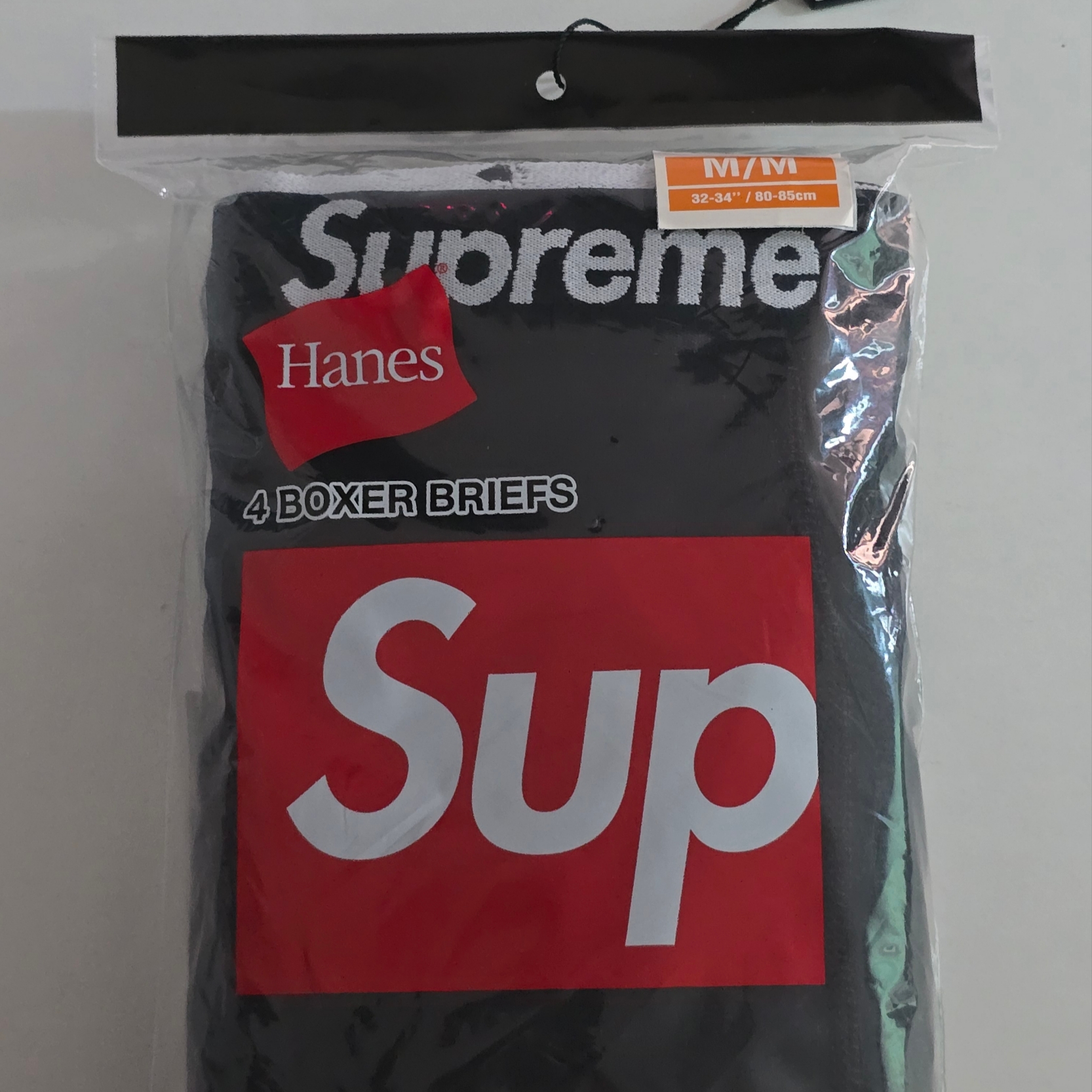 Supreme Hanes Boxer Briefs Black (4 Pack) 착용 스타일