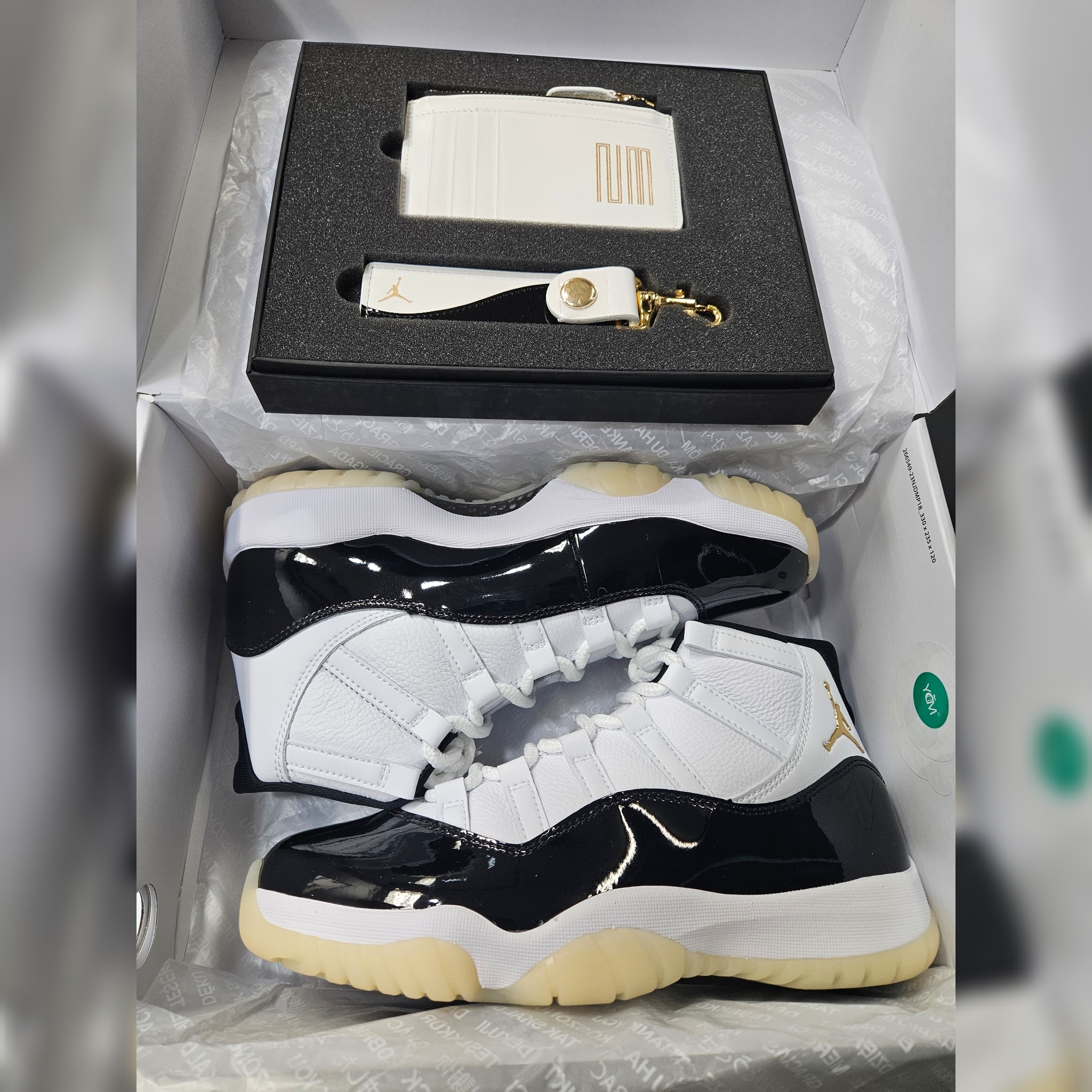 Jordan 11 Retro Gratitude 착용 스타일