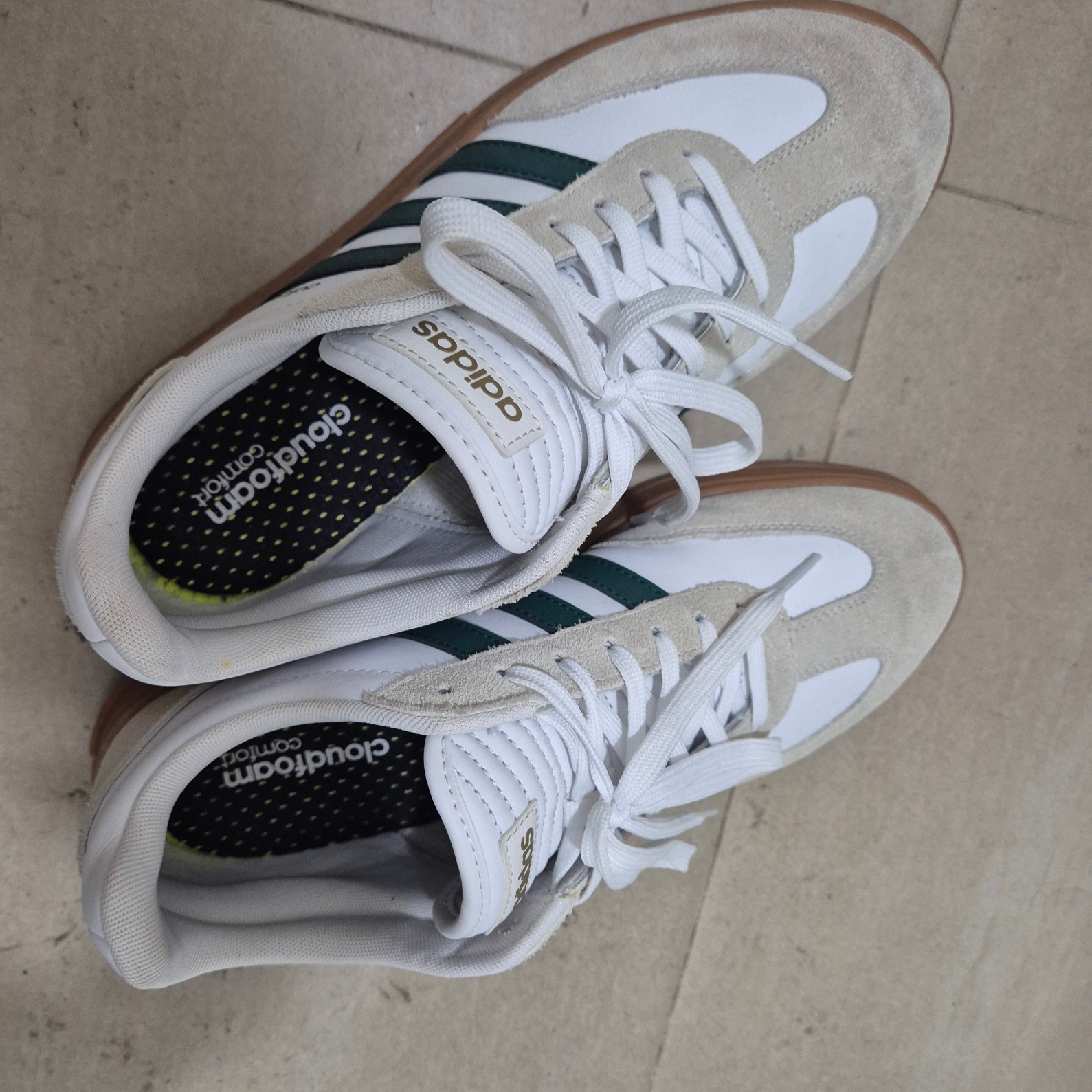 Adidas Gradas Collegiate Green 착용 스타일