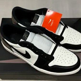 Jordan 1 Retro Low OG Mocha 착용 스타일