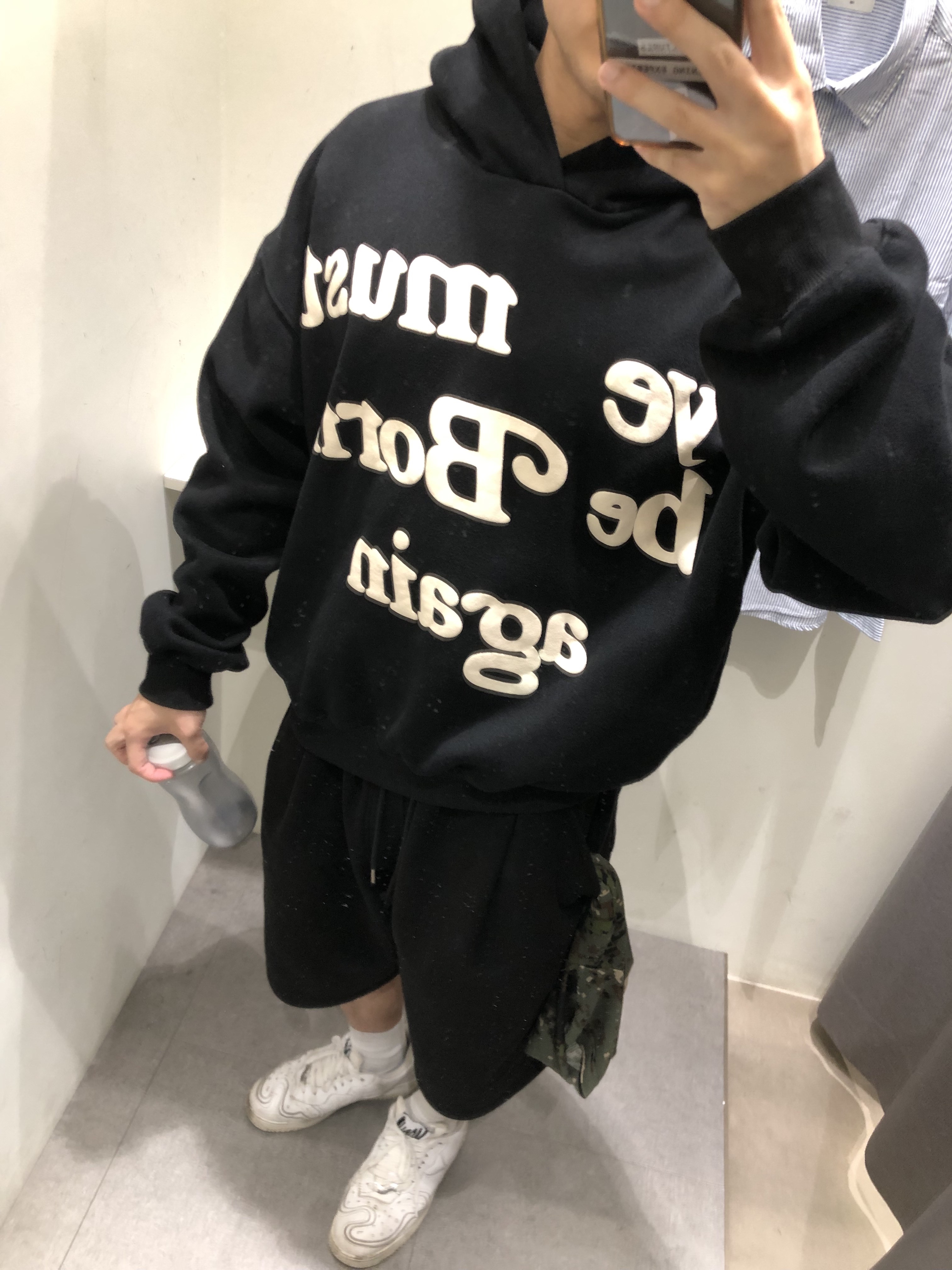 Cactus Plant Flea Market Born Again Hooded Sweatshirt Black 착용 스타일