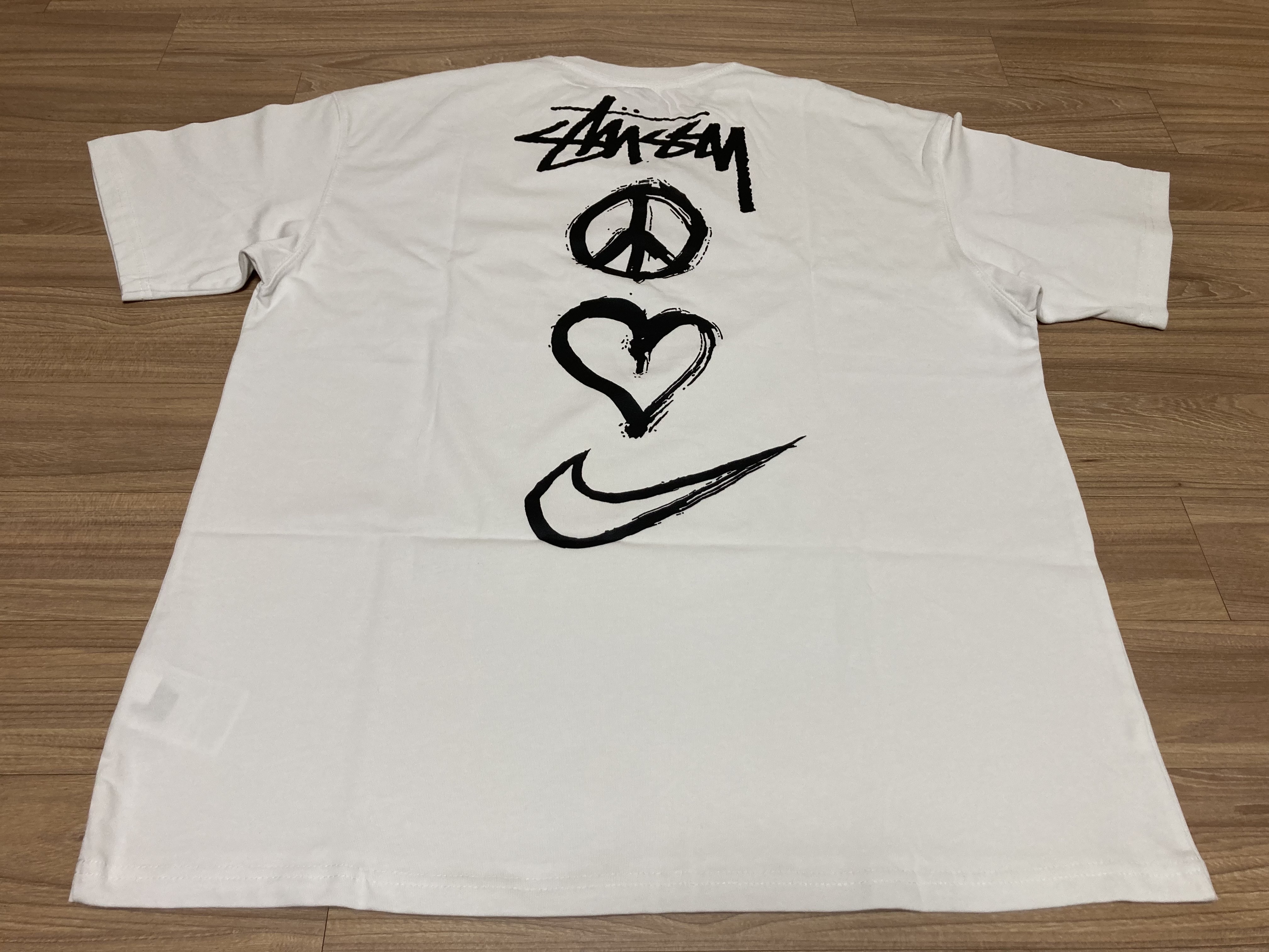 Nike x Stussy NRG RA T-Shirt Summit White (DM4942-121) 착용 스타일 - 2