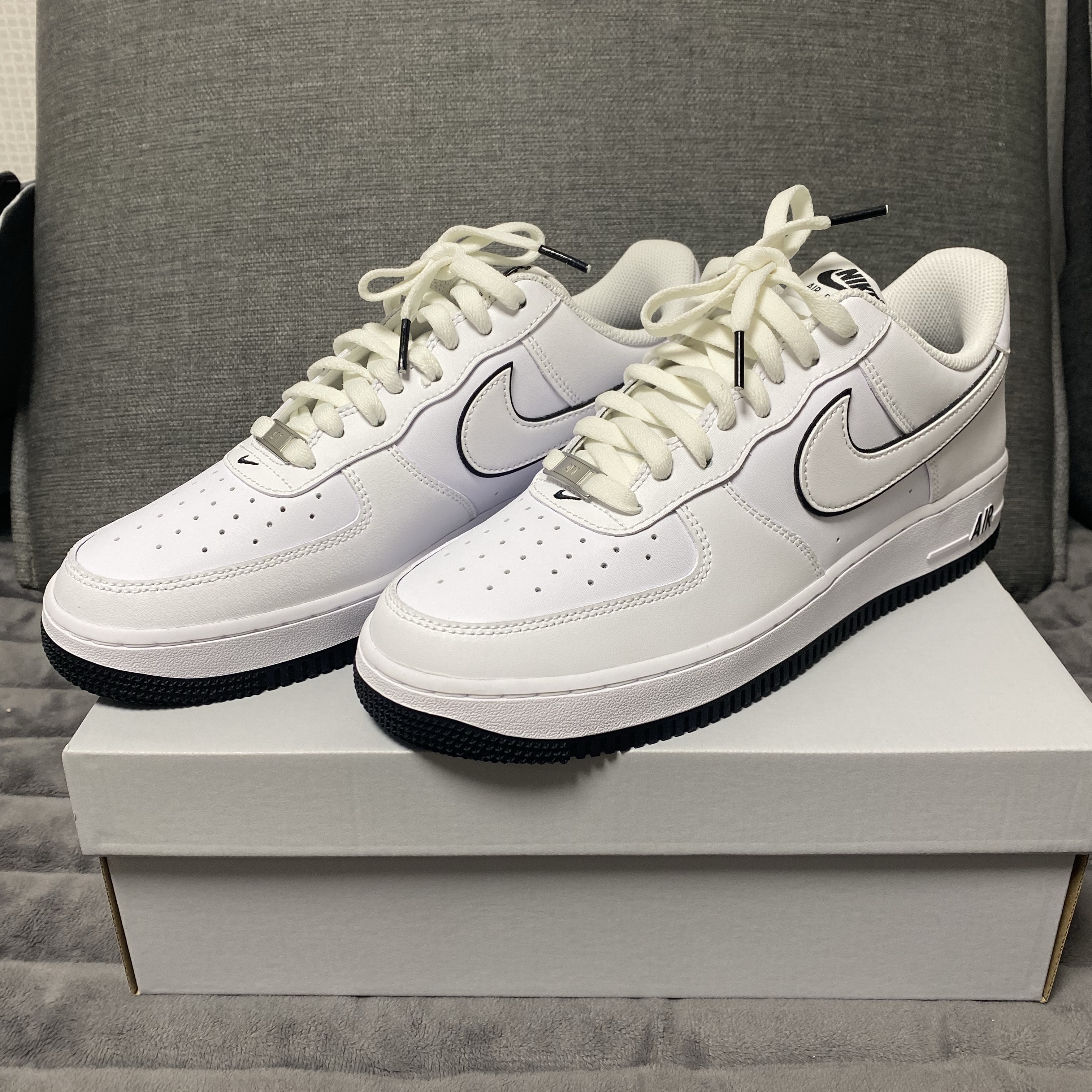 Nike Air Force 1 '07 White Black 착용 스타일 - 1