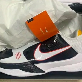 Nike Kobe 5 Protro Alternate Bruce Lee 착용 스타일