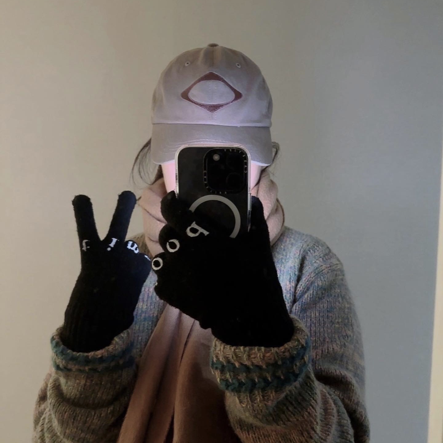 Mischief Rhombus Ball Cap Pink Brown 착용 스타일