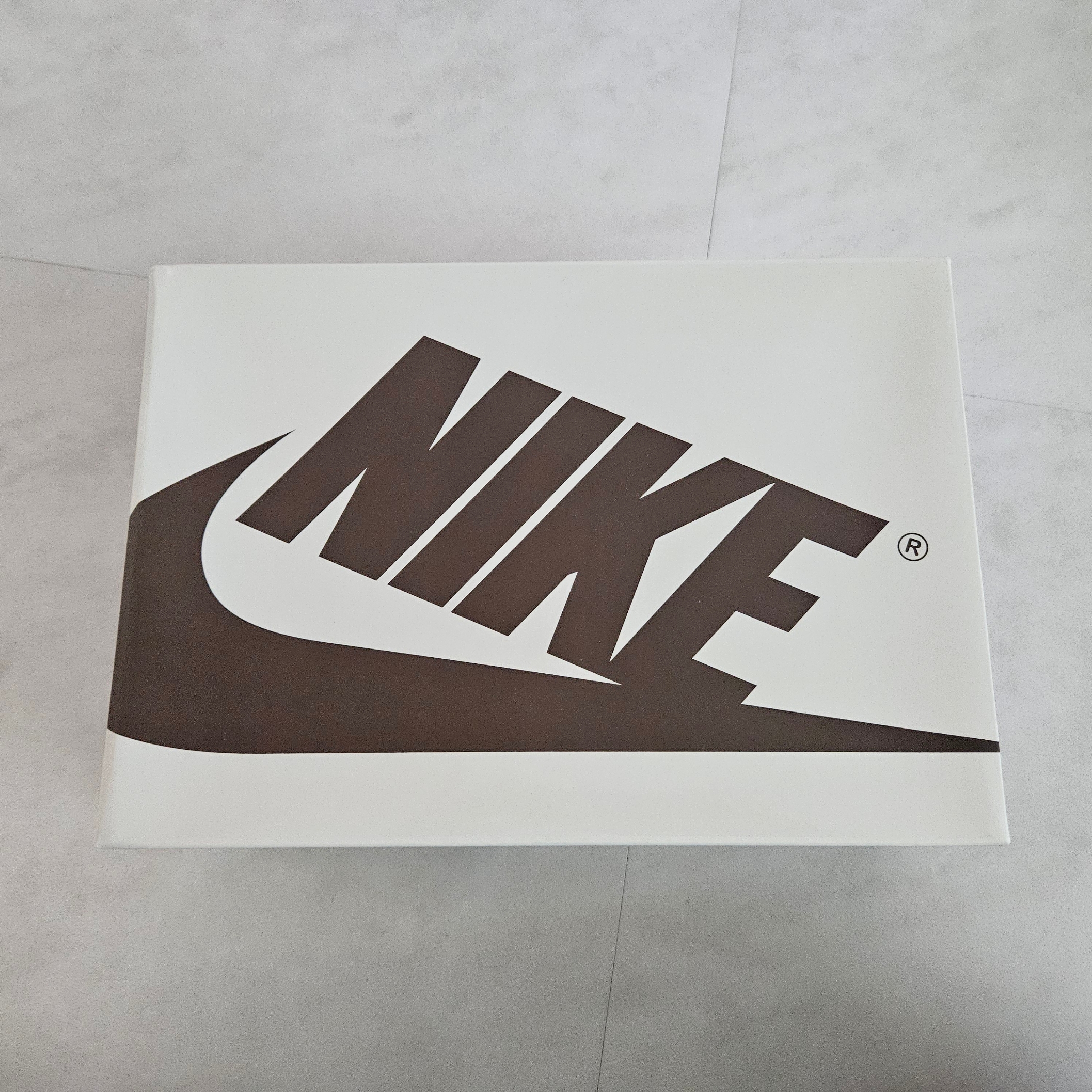 Jordan 1 x Travis Scott Retro Low OG SP Reverse Olive 착용 스타일 - 7