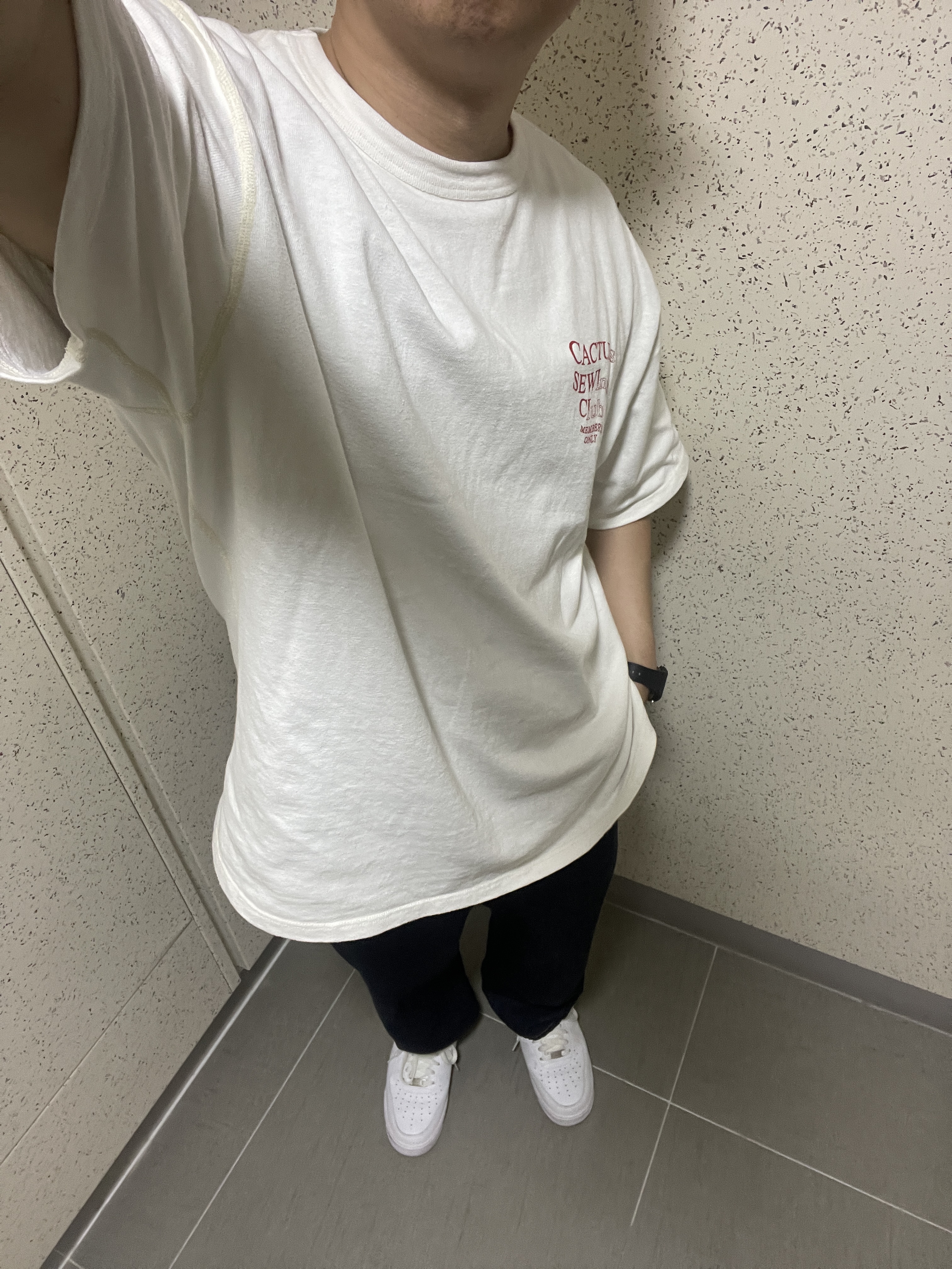 Nike Air Force 1 '07 Low White 착용 스타일 - 1