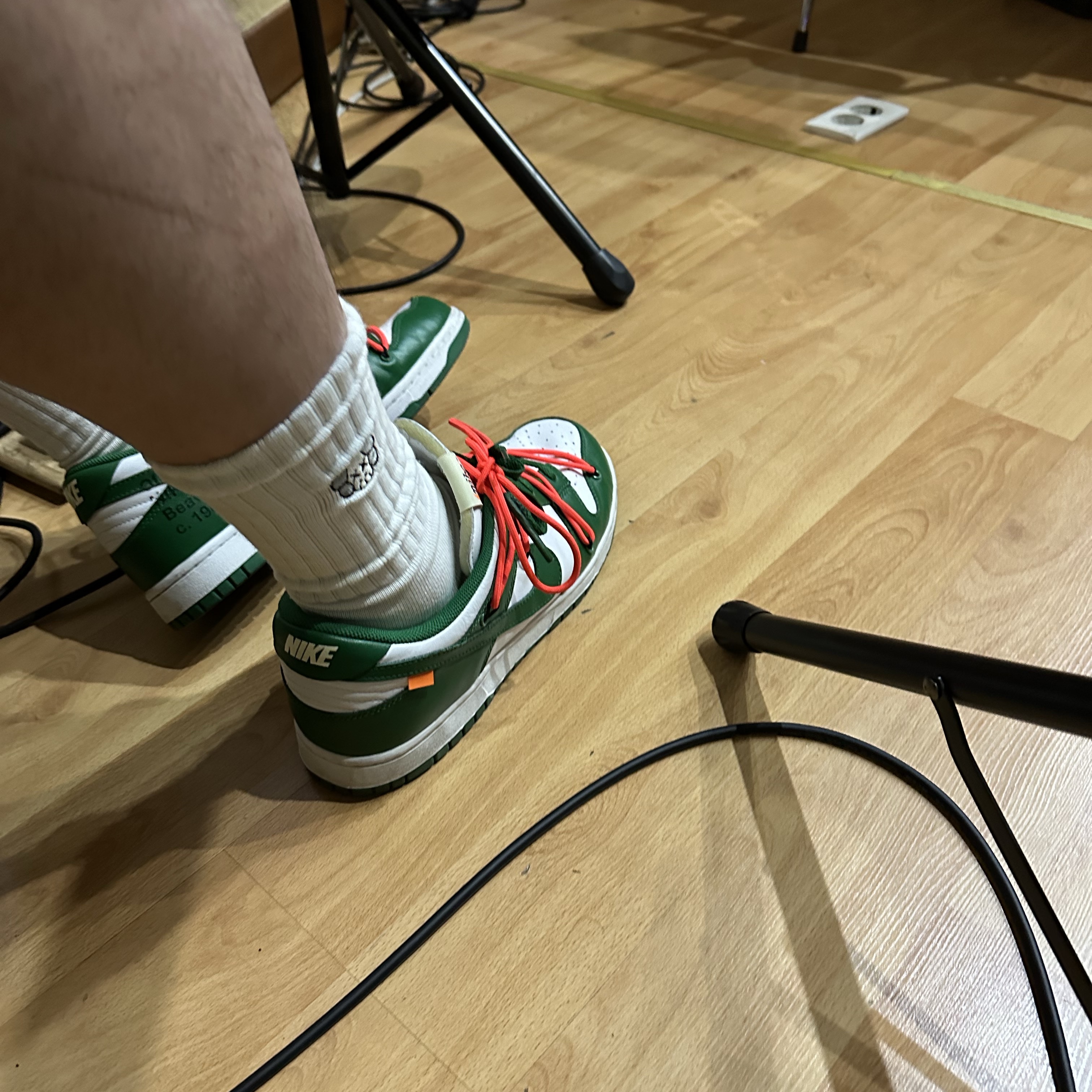 Nike x Off-White Dunk Low Pine Green 착용 스타일 - 3