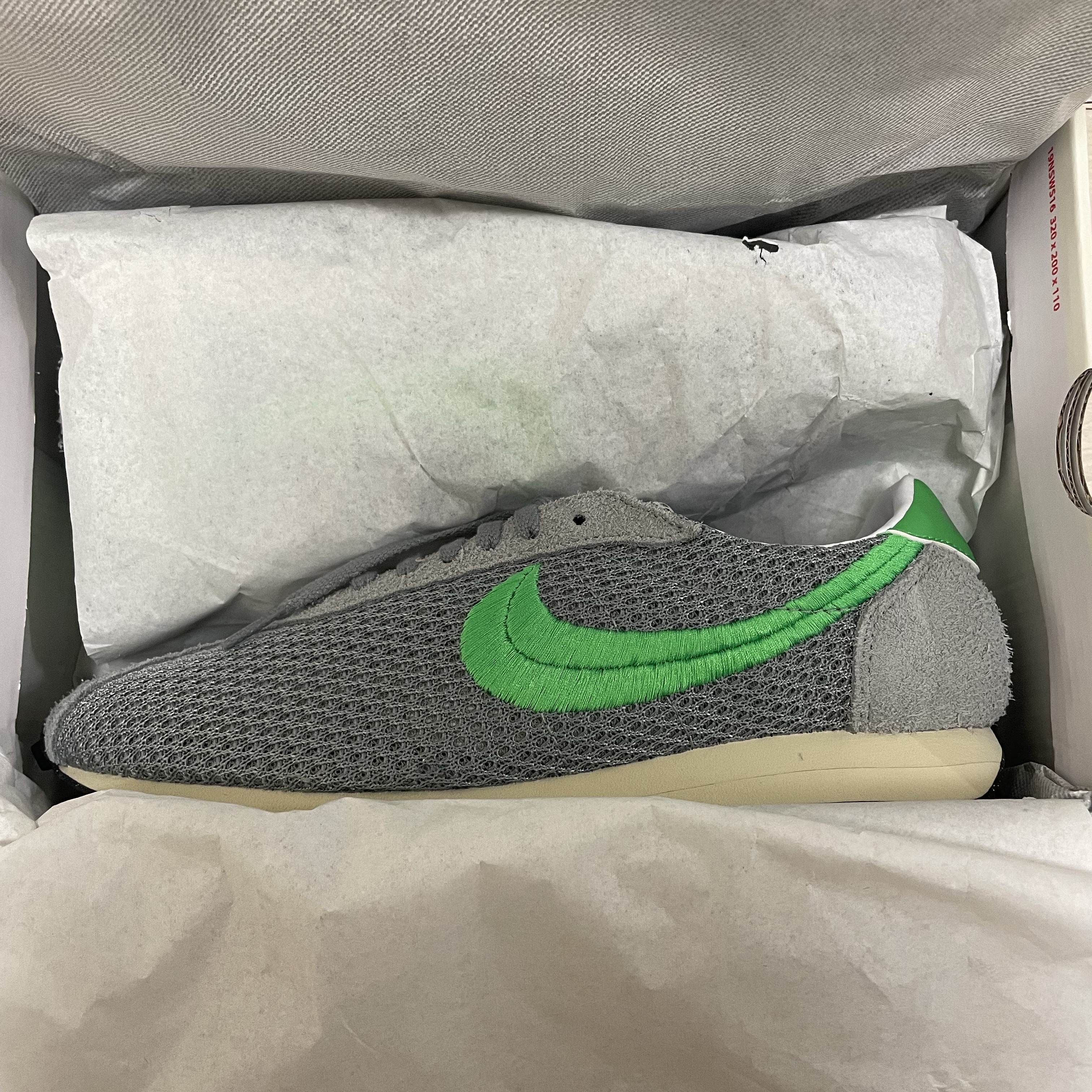 Nike x Stussy LD-1000 SP Particle Gray Green Fossil 착용 스타일