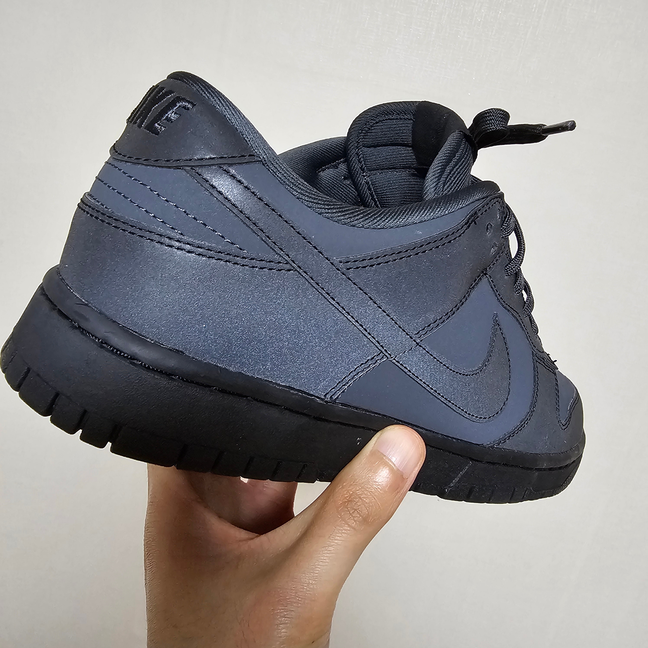 (W) Nike Dunk Low Anthracite Black 착용 스타일 - 3