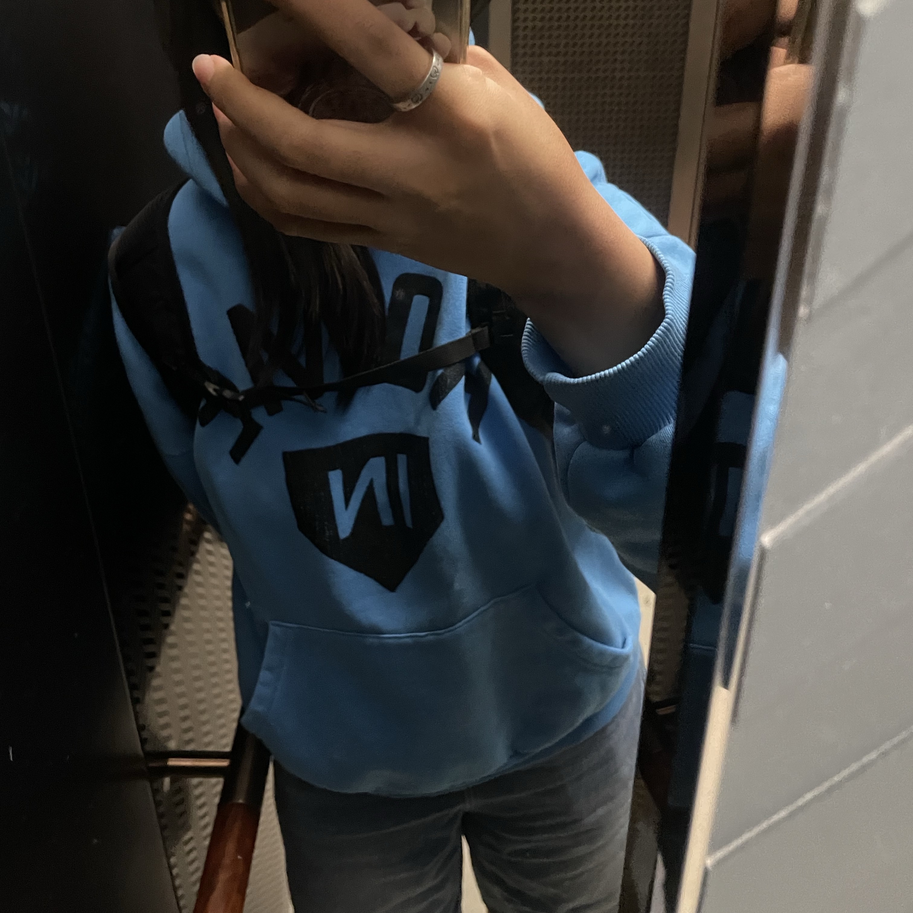 BDNS x Collect Pieces Home In Hoodie Skyblue 착용 스타일