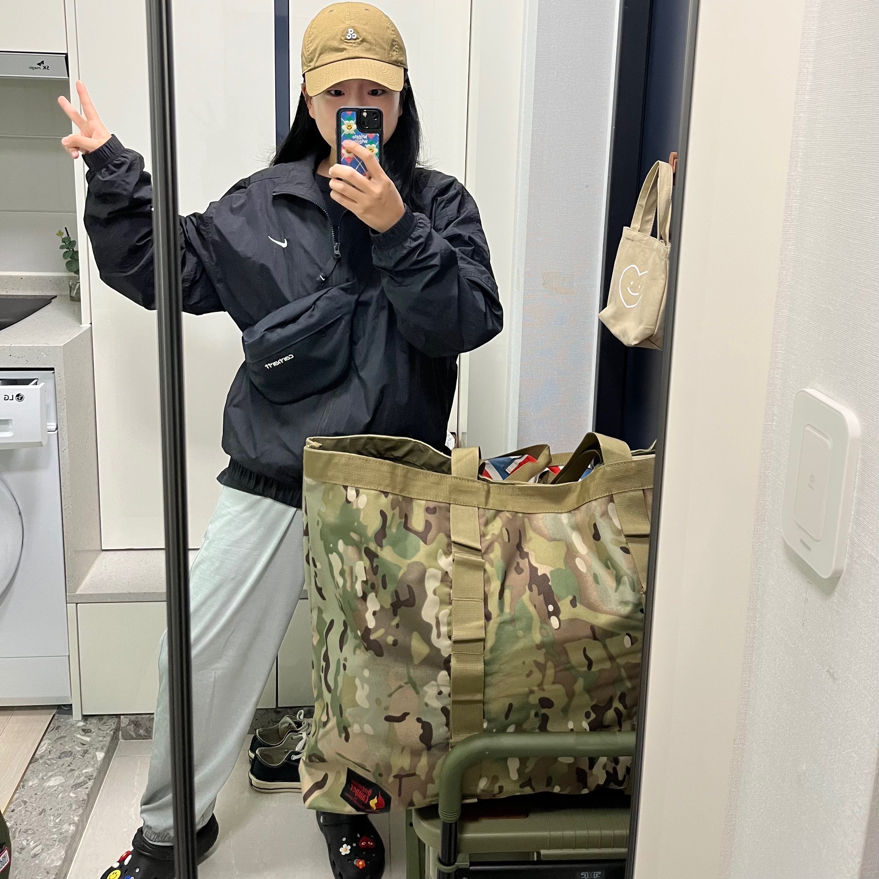 Nike M NRG Track Jacket Black, Nike ACG Heritage 86 Cap Hazel Rush 착용 스타일