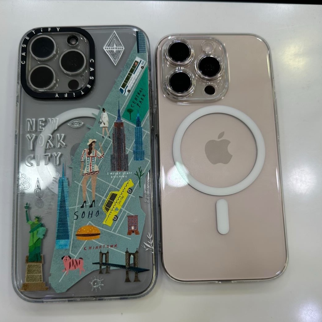 Apple iPhone 16 Pro 256GB Desert Titanium (Korean Ver.) 착용 스타일