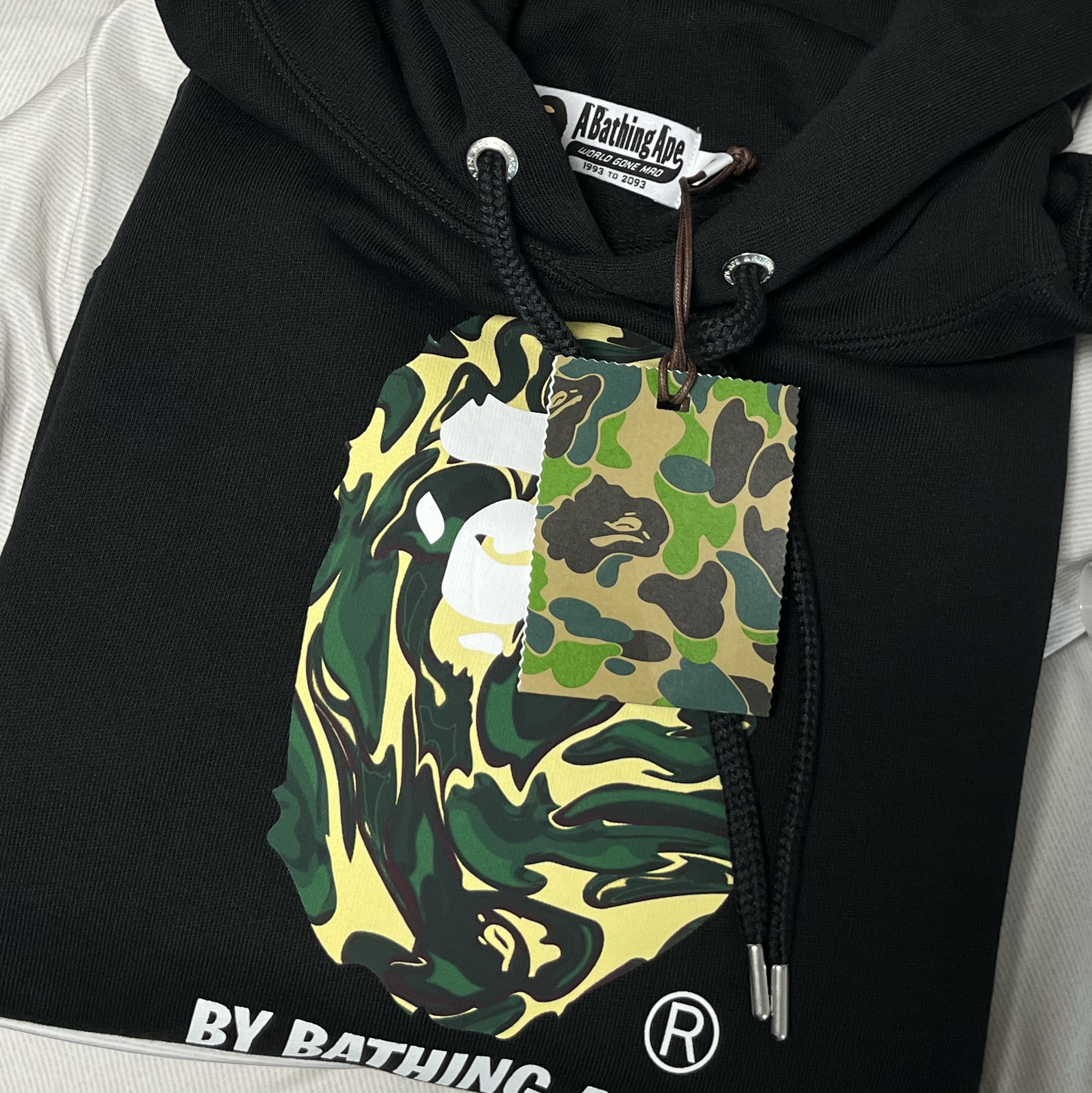 BAPE Marbling Camo By Bathing Ape Relaxed Fit Pullover Hoodie Black 착용 스타일