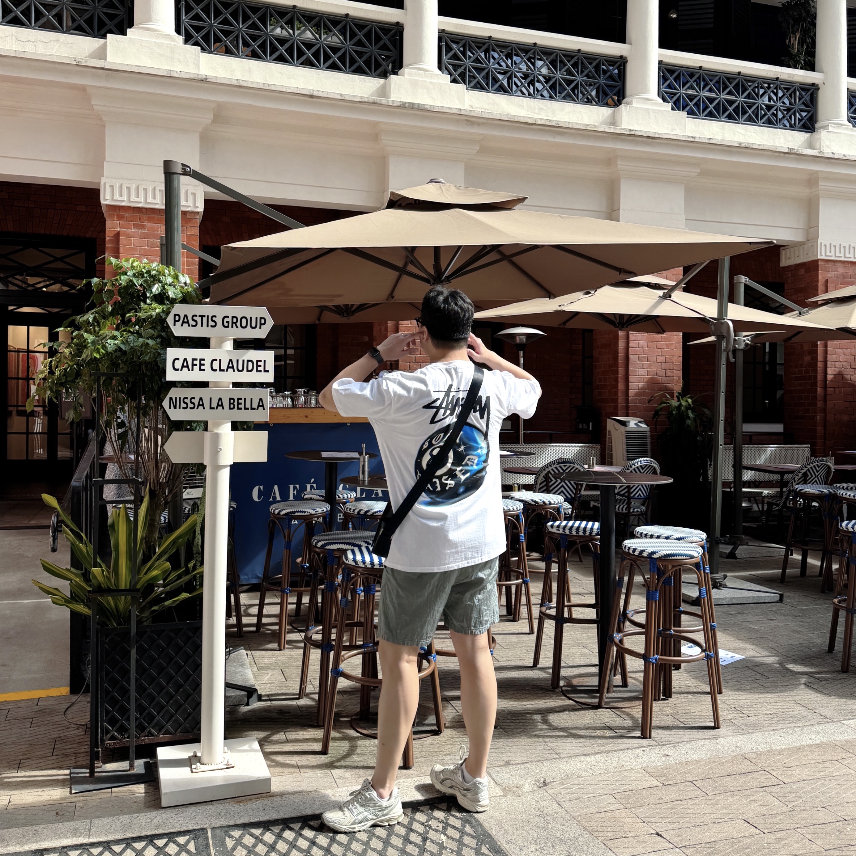 Stussy x Born X Raised 8 Ball T-Shirt White, Asics Gel-Kayano 14 Birch Dark Pewter 착용 스타일 - 1