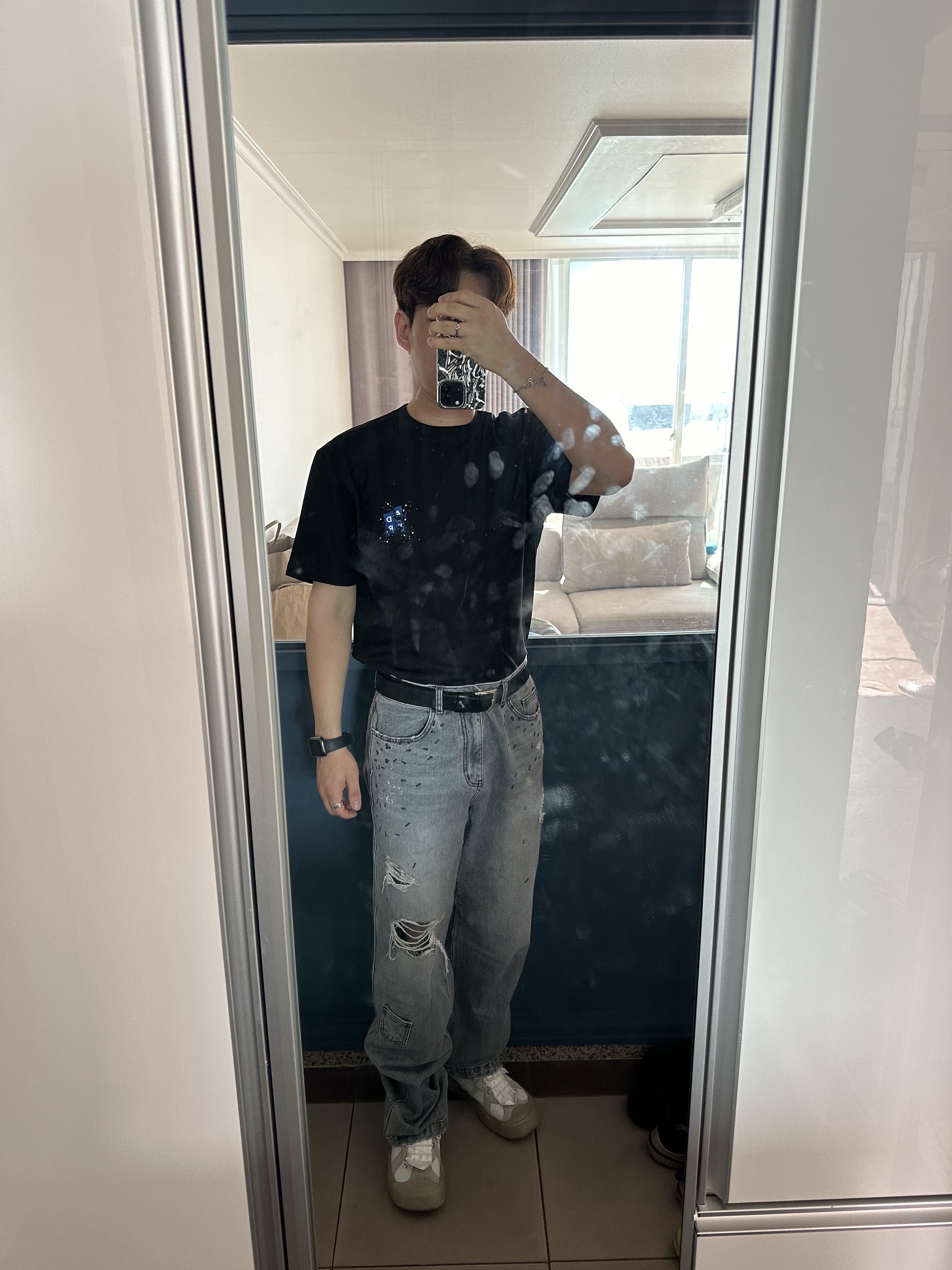 Ader Error Gemma T-Shirt Noir, Camper x Ader Error Proto-240-S Cinder German Shoes 착용 스타일
