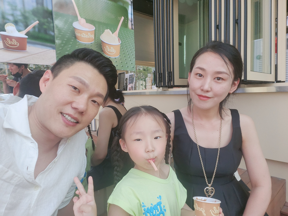 KREAM 프로필 이미지