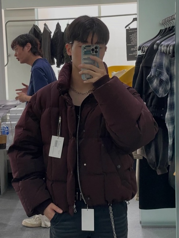 [KREAM 단독 / 예약 배송] Haleine Detachable Midneck Goose Down Jacket Navycheck (VJ403) 착용 스타일