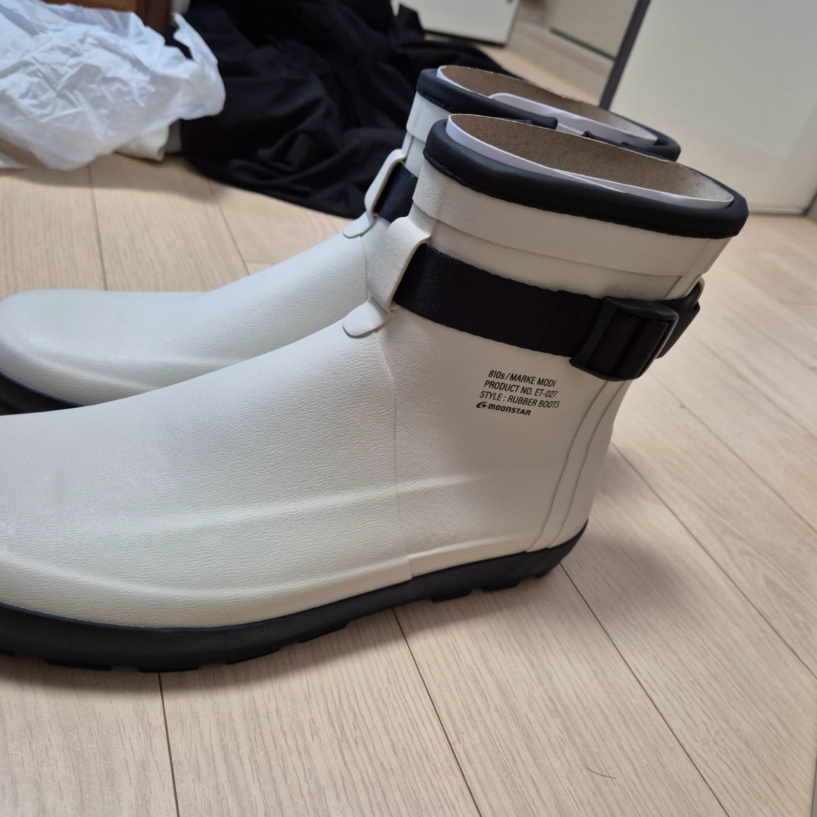 Moonstar 810s ET027 Marke Modi White 착용 스타일 - 2