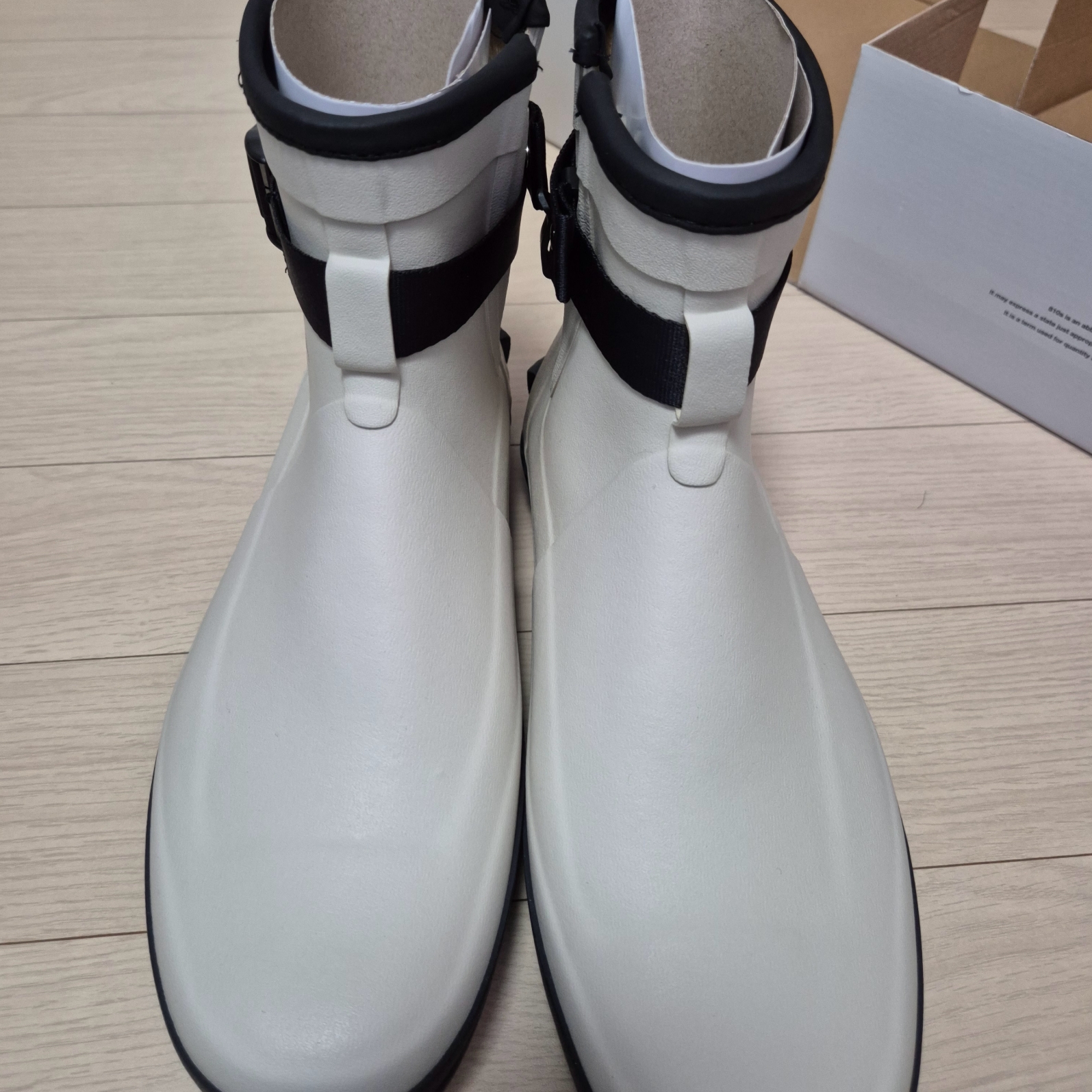 Moonstar 810s ET027 Marke Modi White 착용 스타일 - 1