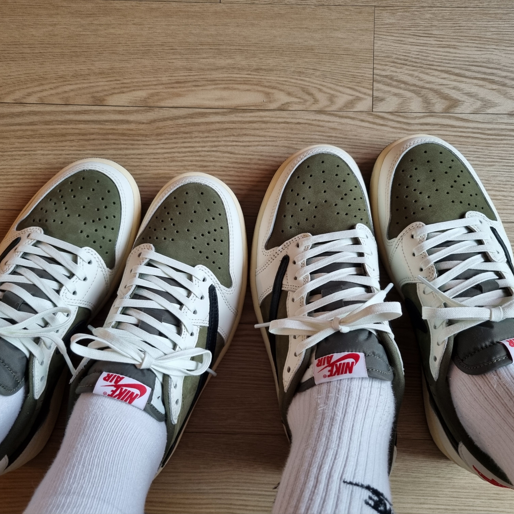 Jordan 1 x Travis Scott Retro Low OG SP Reverse Olive 착용 스타일
