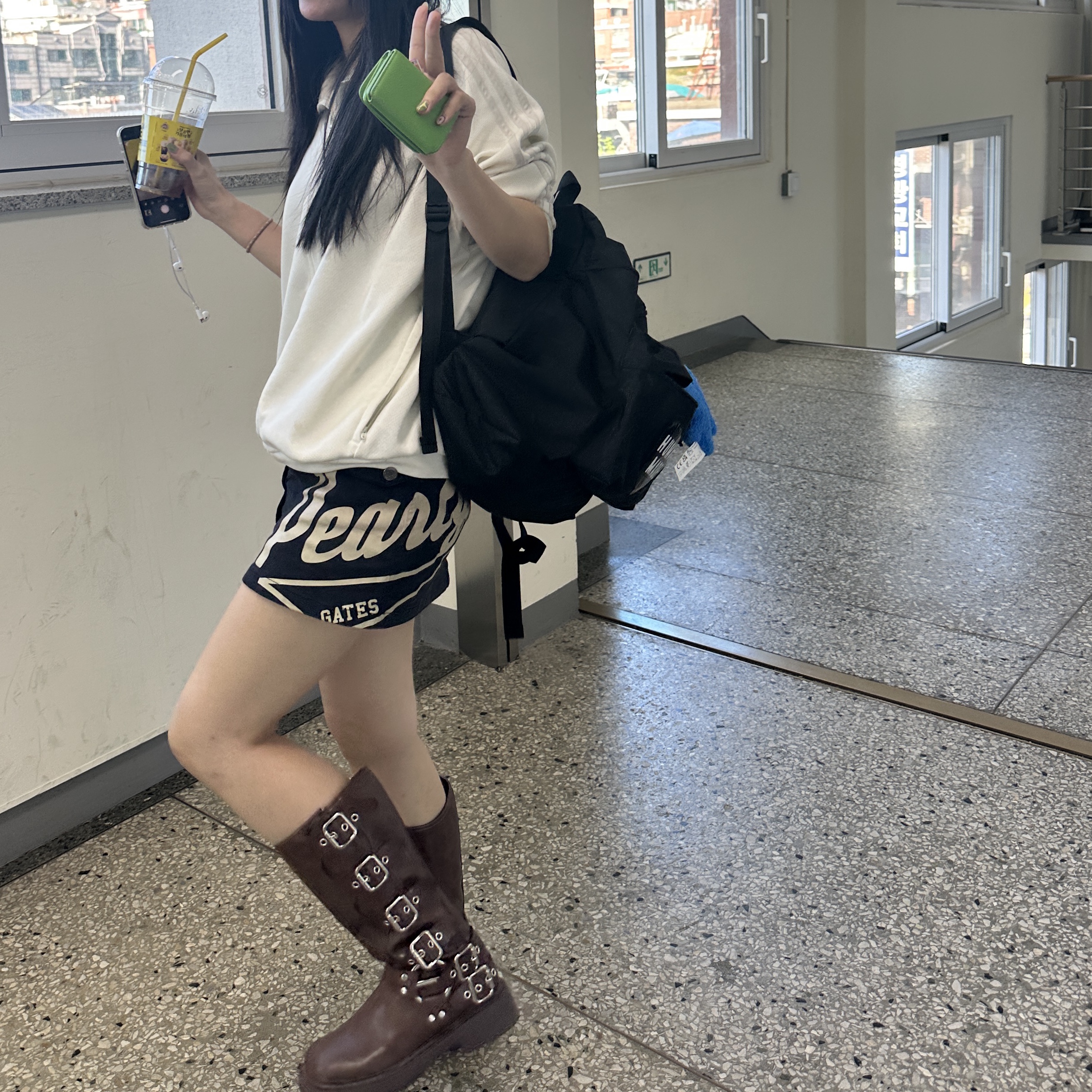Human Made Backpack Black 착용 스타일 - 1