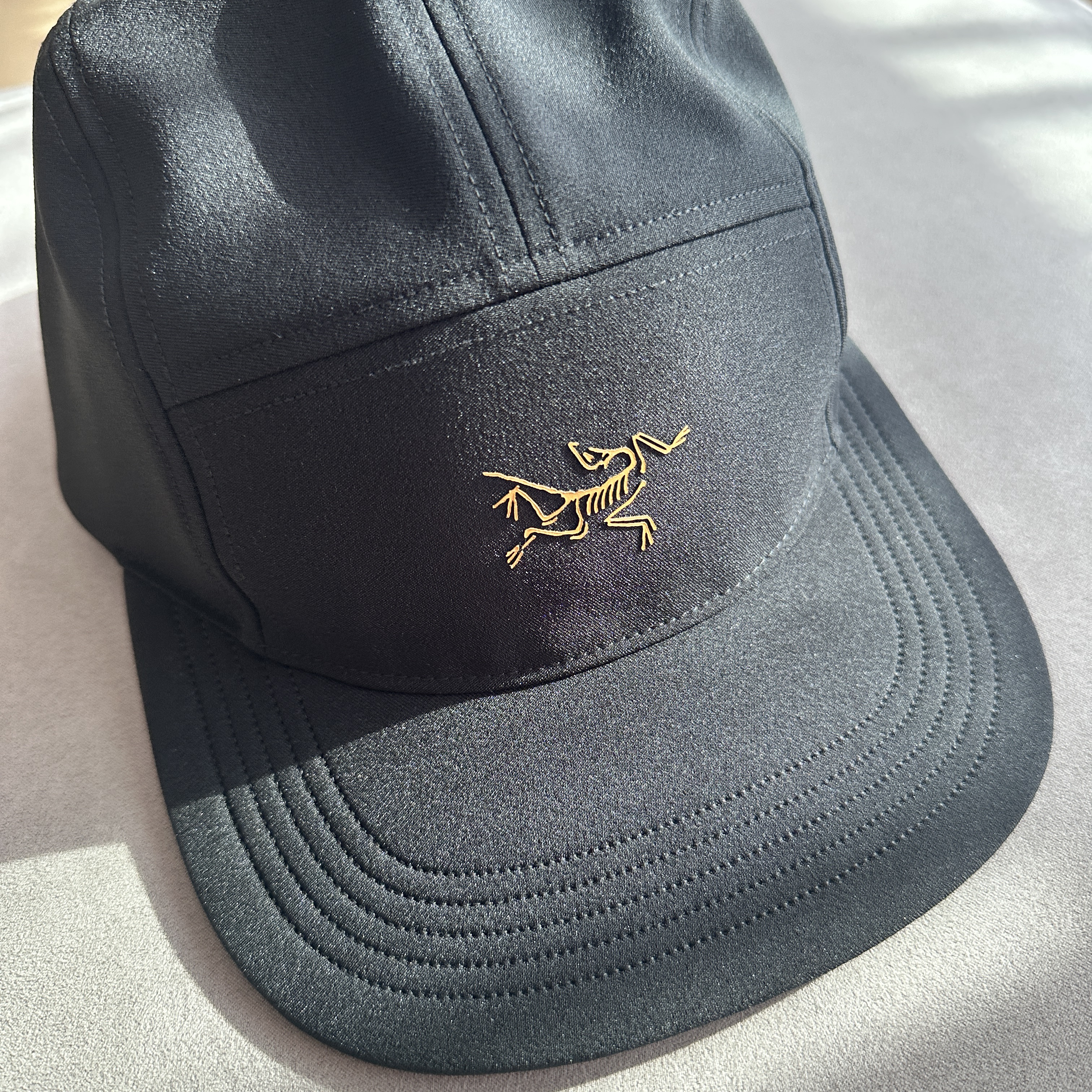 Arc'teryx Calidum 5 Panel Cap Black 착용 스타일
